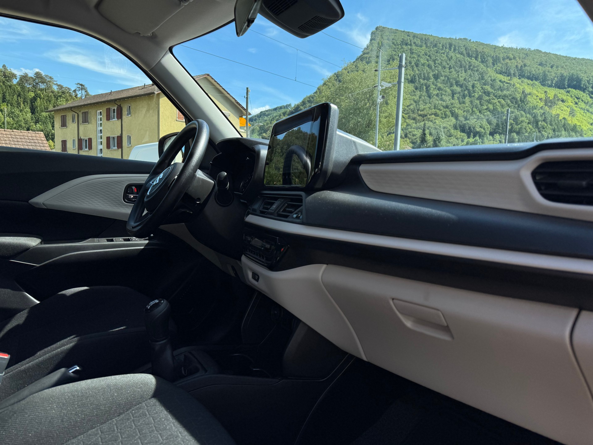 SUZUKI Swift 1.2 Compact Top Hybrid 4x4-image-12