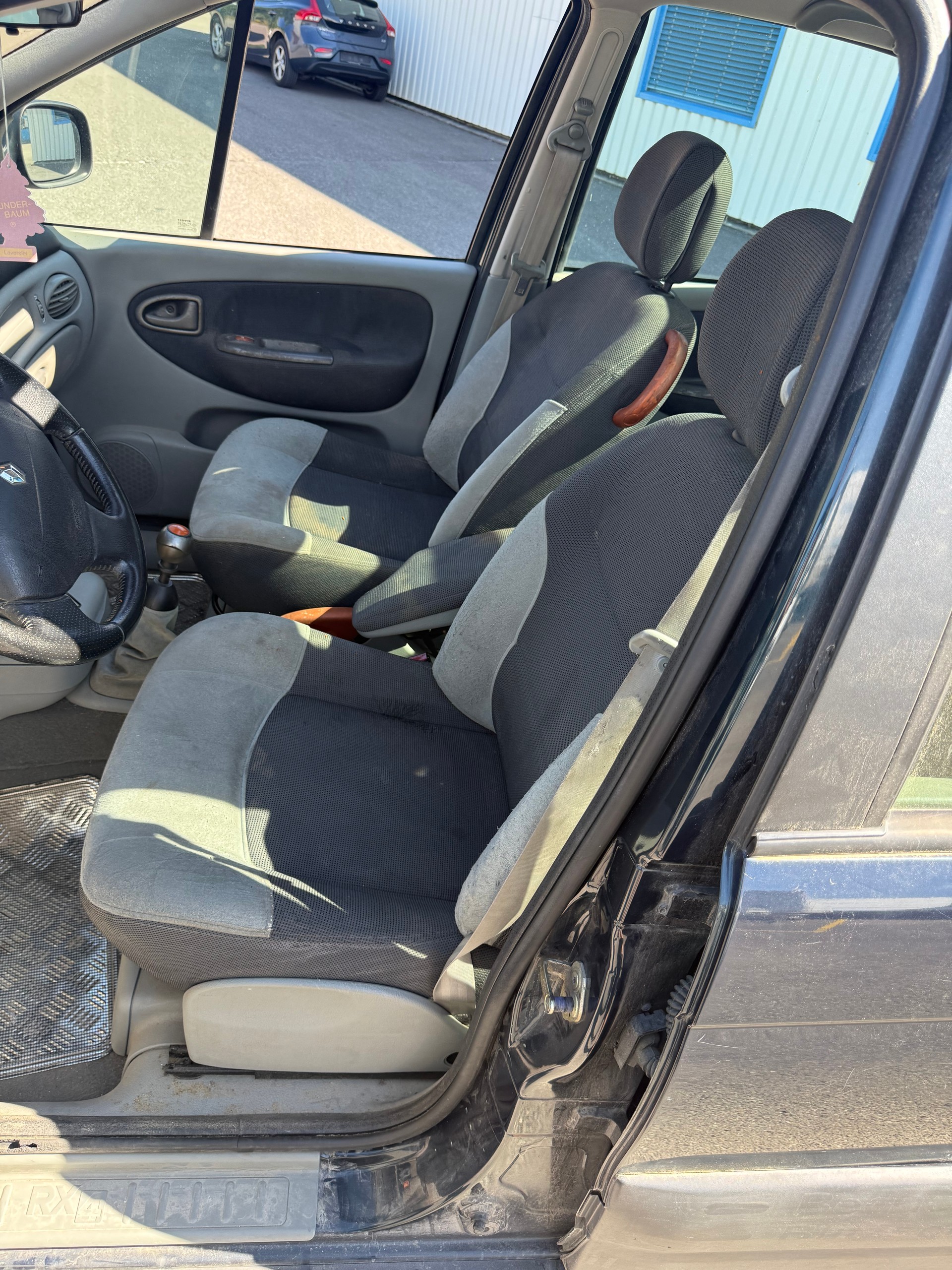 RENAULT Scénic 2.0 16V RX4 Sportway-image-8