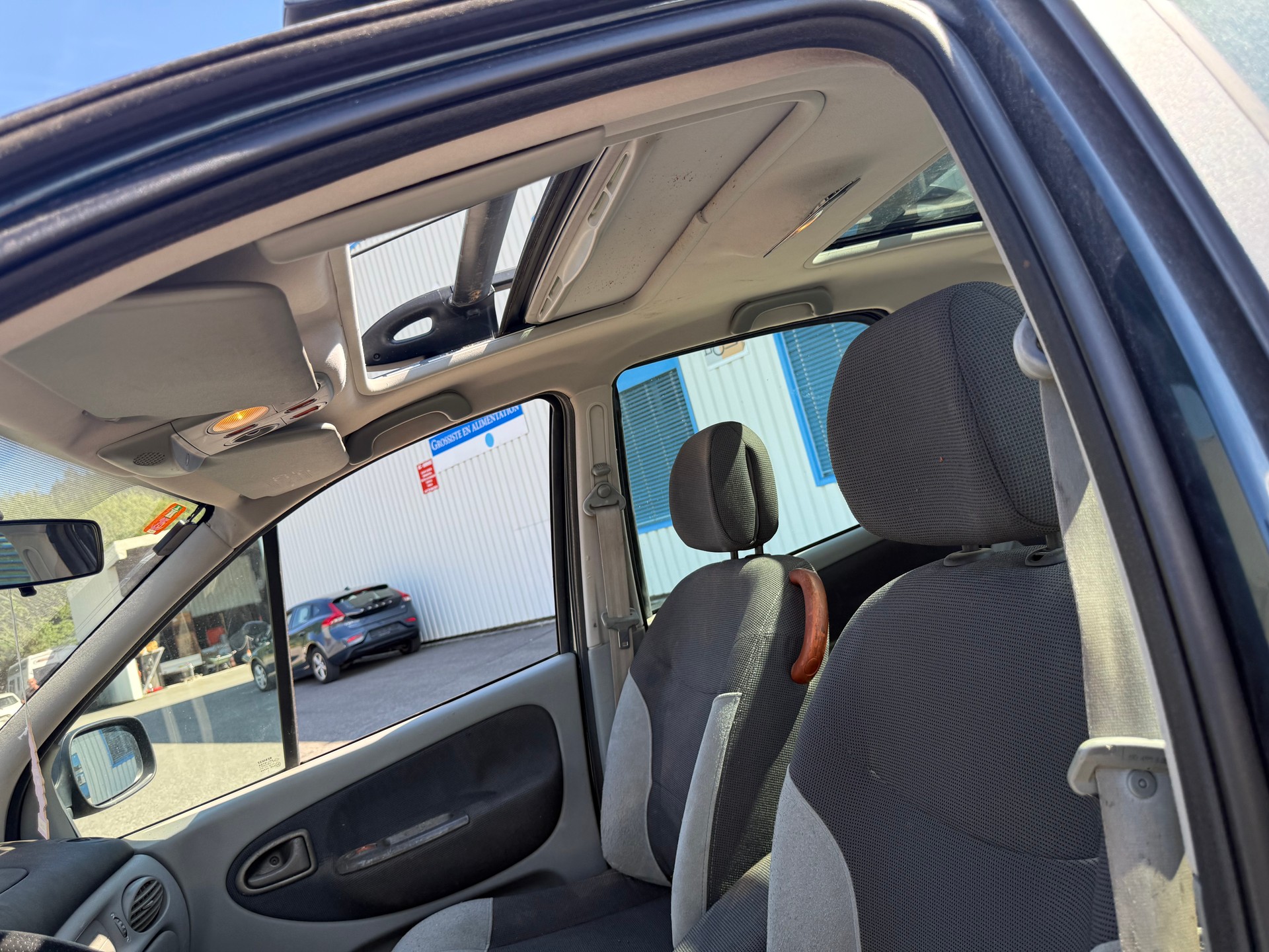 RENAULT Scénic 2.0 16V RX4 Sportway-image-9