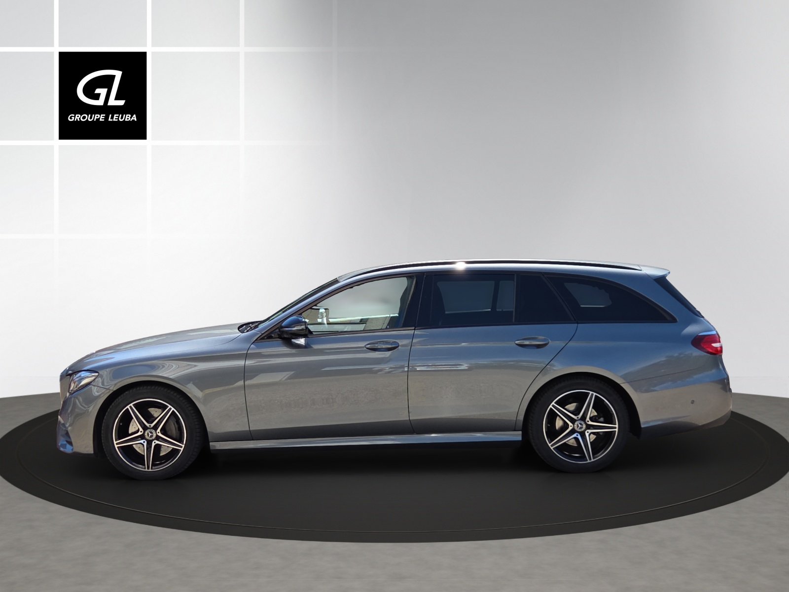 Image MERCEDES-BENZ E-220 E 220 d Swiss Star AMG Line 4Matic 9G-Tronic
