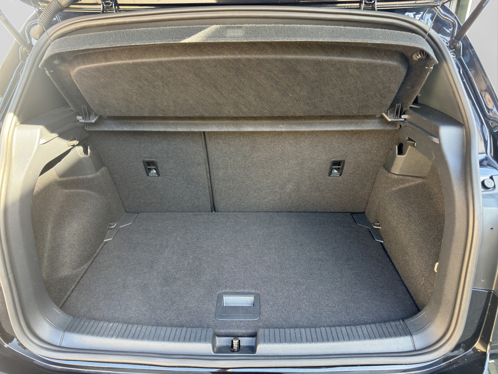 VW R-Line-image-14