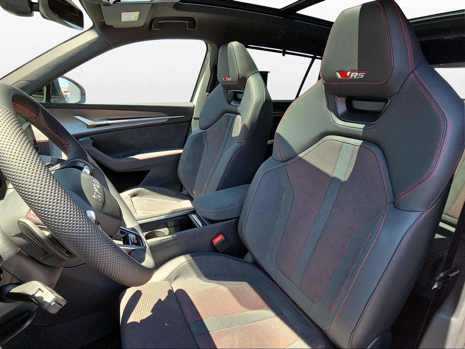 SKODA Kodiaq 2.0 TSI RS 4x4-image-7