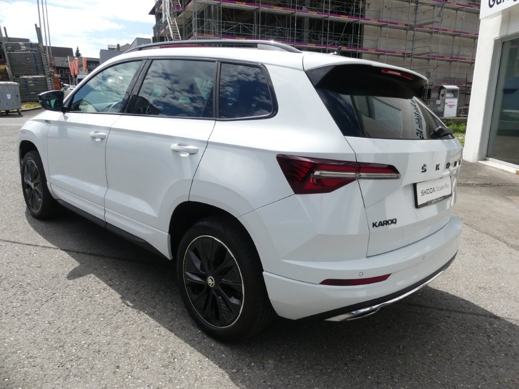 SKODA Karoq 1.5 TSI SportLine DSG-image-1