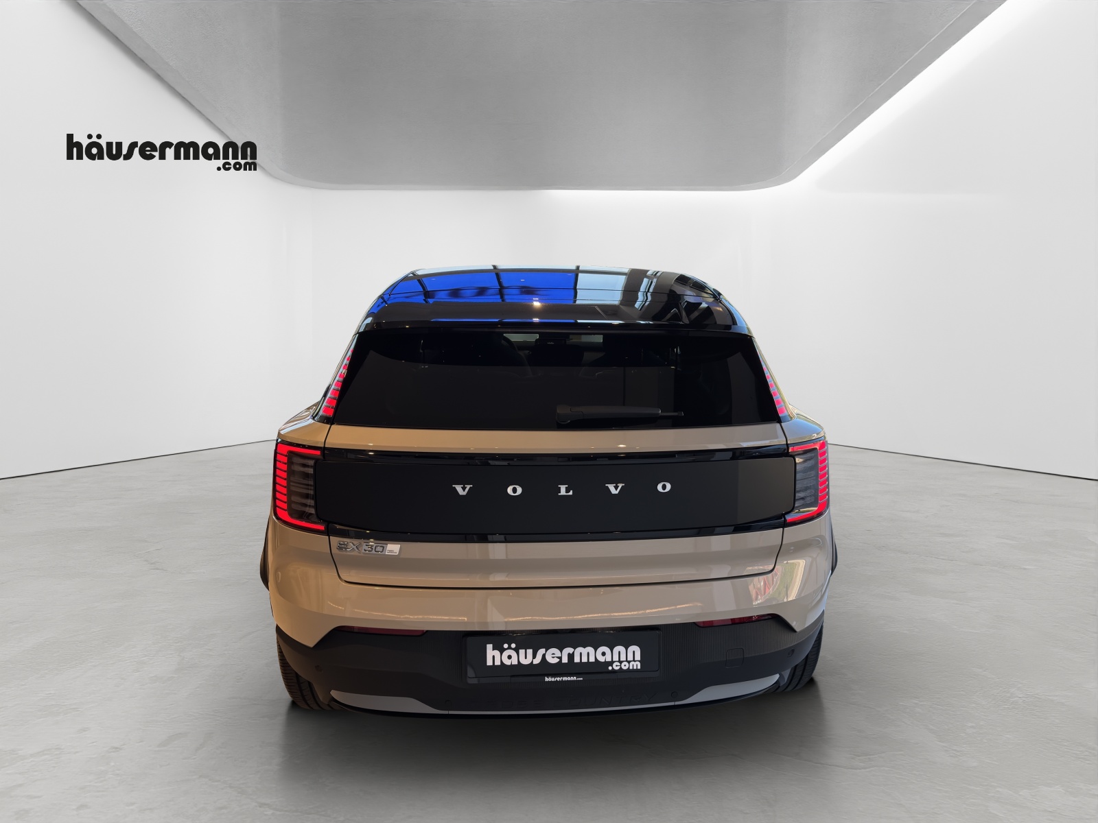 VOLVO EX30 CC E60 Twin Performance AWD-image-8