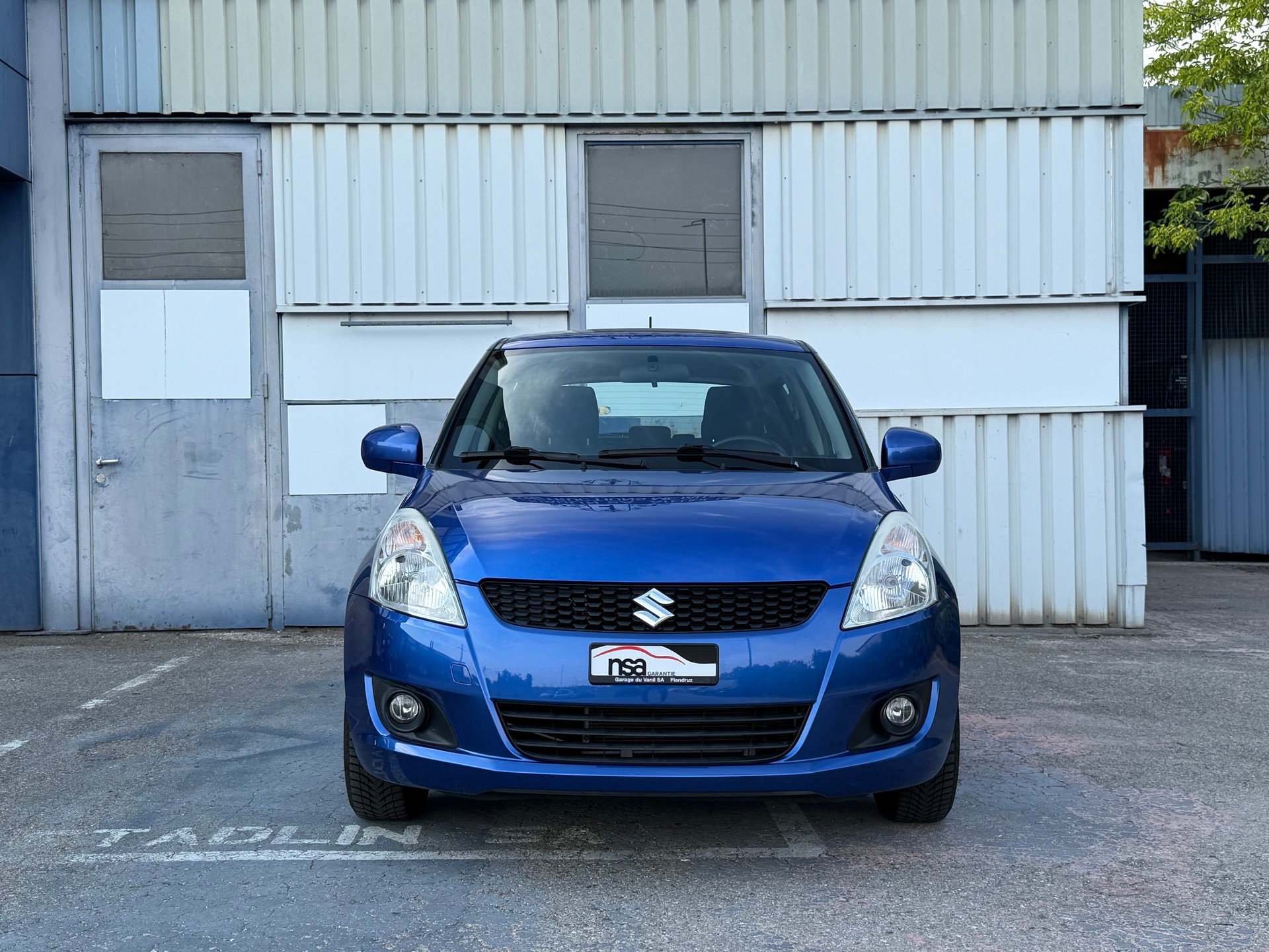 SUZUKI Swift 1.2i 16V GL Piz Sulai 4x4-image-4