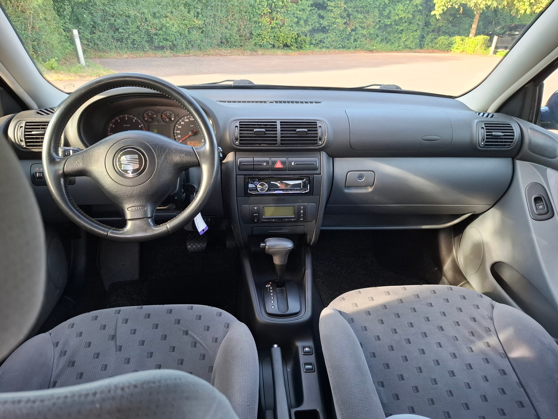 SEAT Toledo 1.8 Signo-image-8