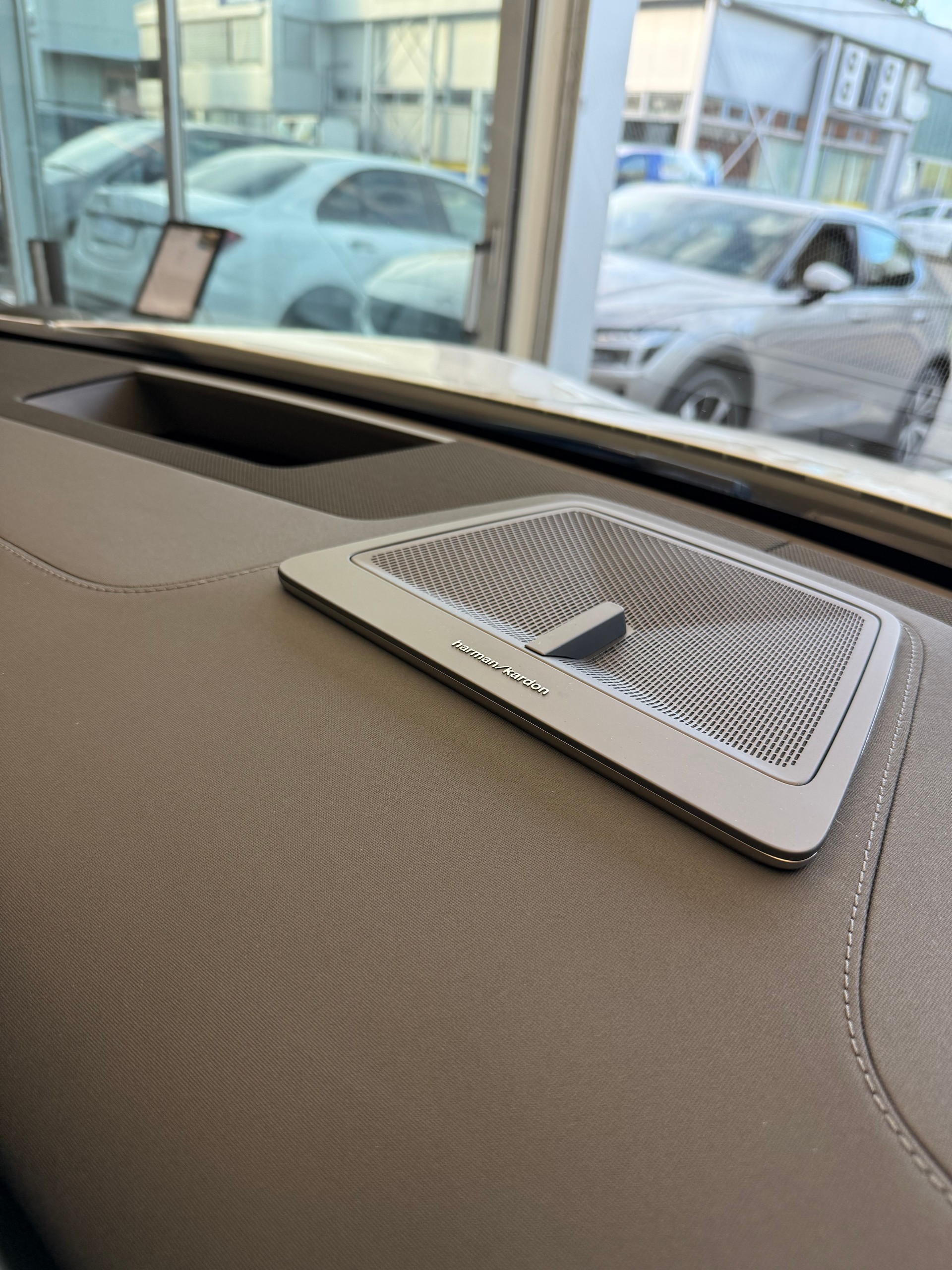 POLESTAR Polestar 4 Long Range Single 100kWh-image-22