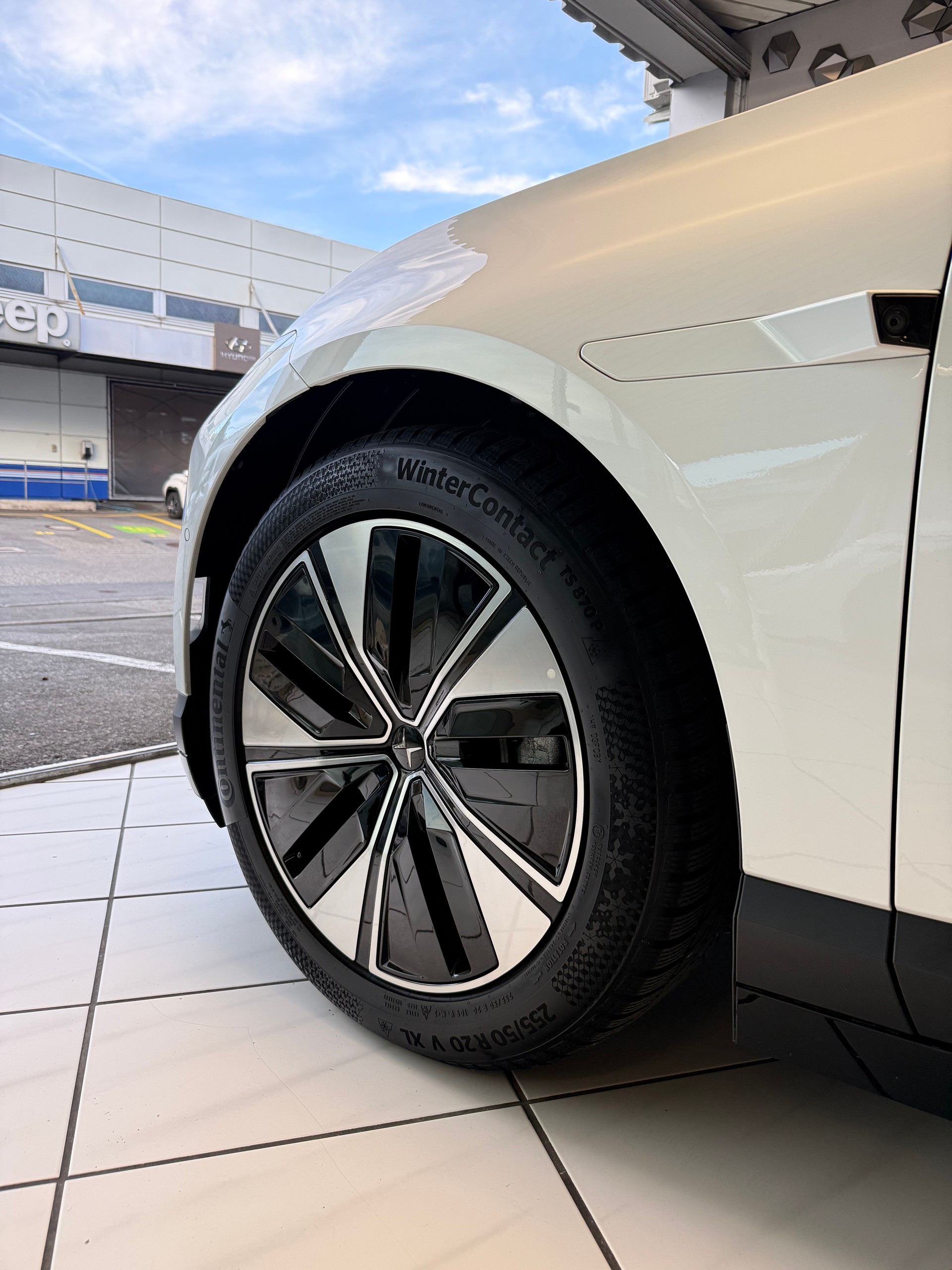 POLESTAR Polestar 4 Long Range Single 100kWh-image-29