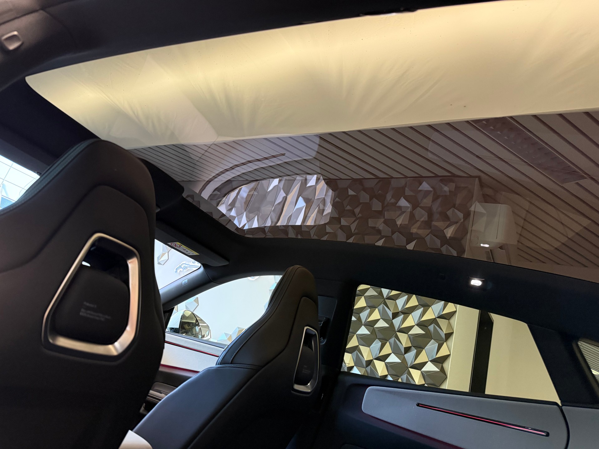 POLESTAR Polestar 4 Long Range Single 100kWh-image-12