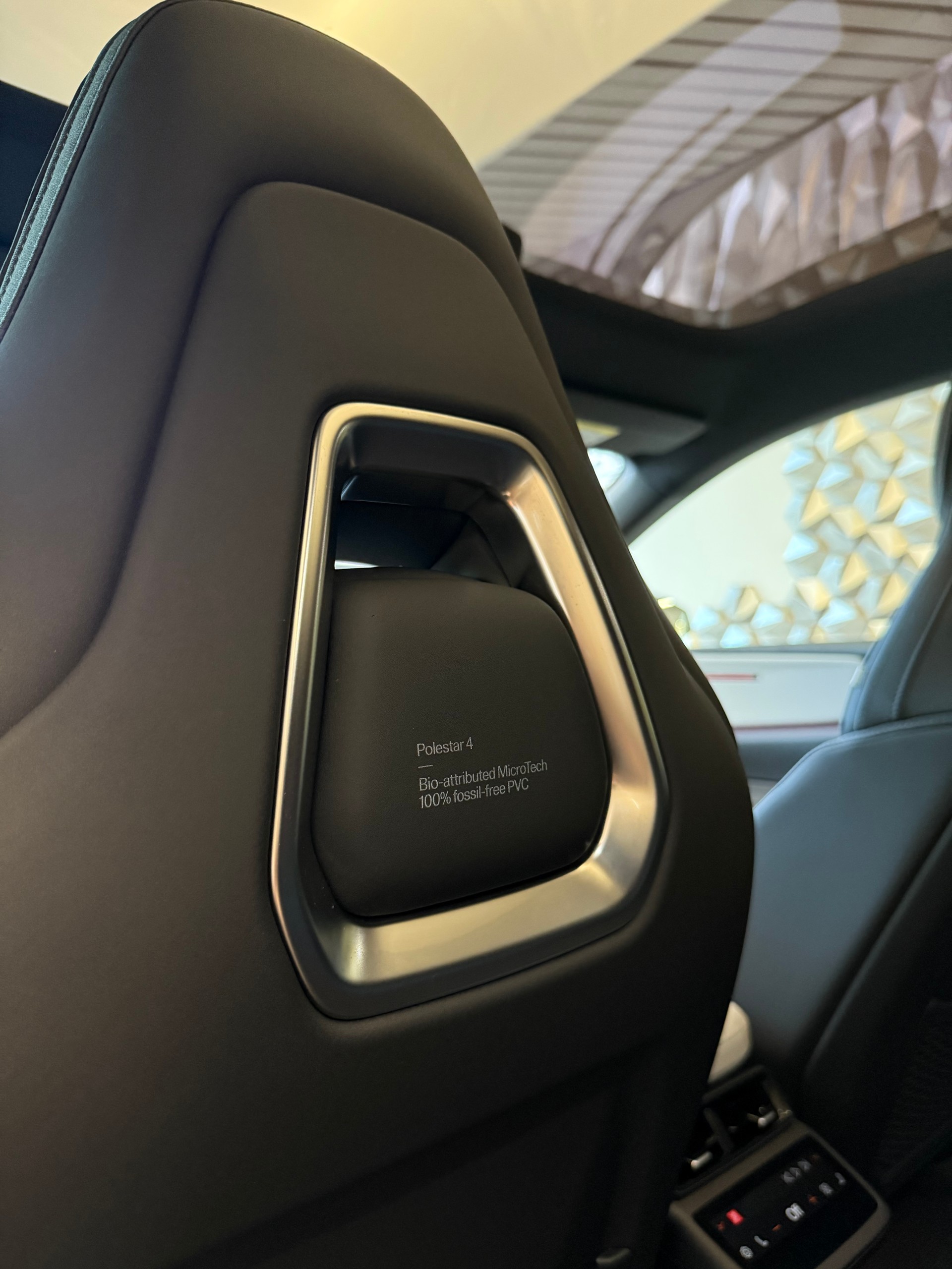 POLESTAR Polestar 4 Long Range Single 100kWh-image-13