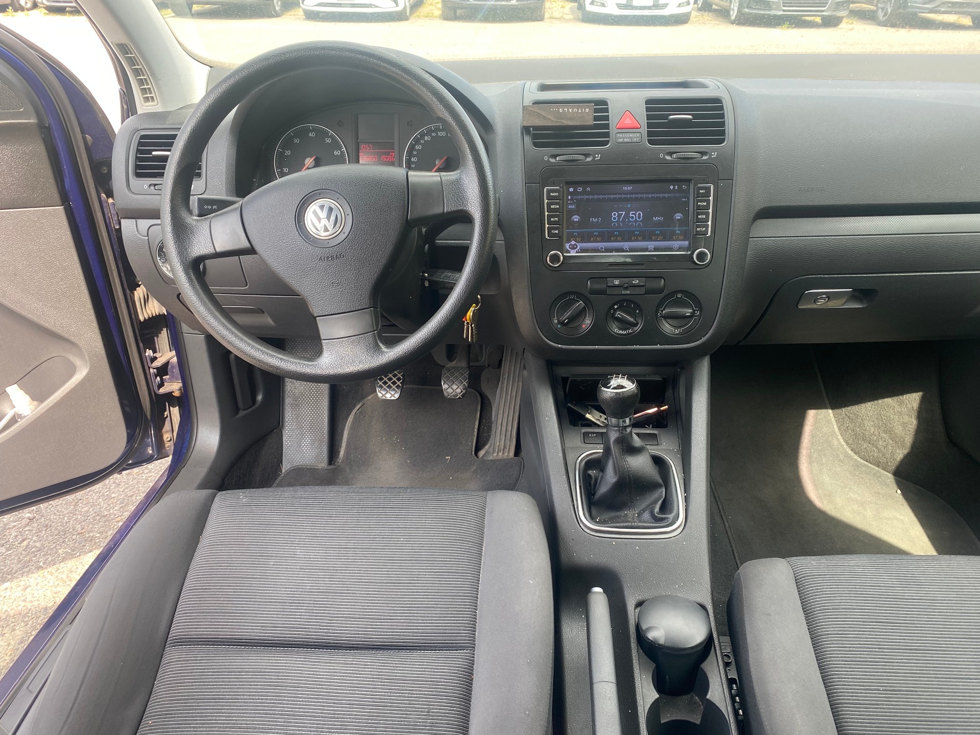 VW Golf 1.6 FSI Trendline-image-7
