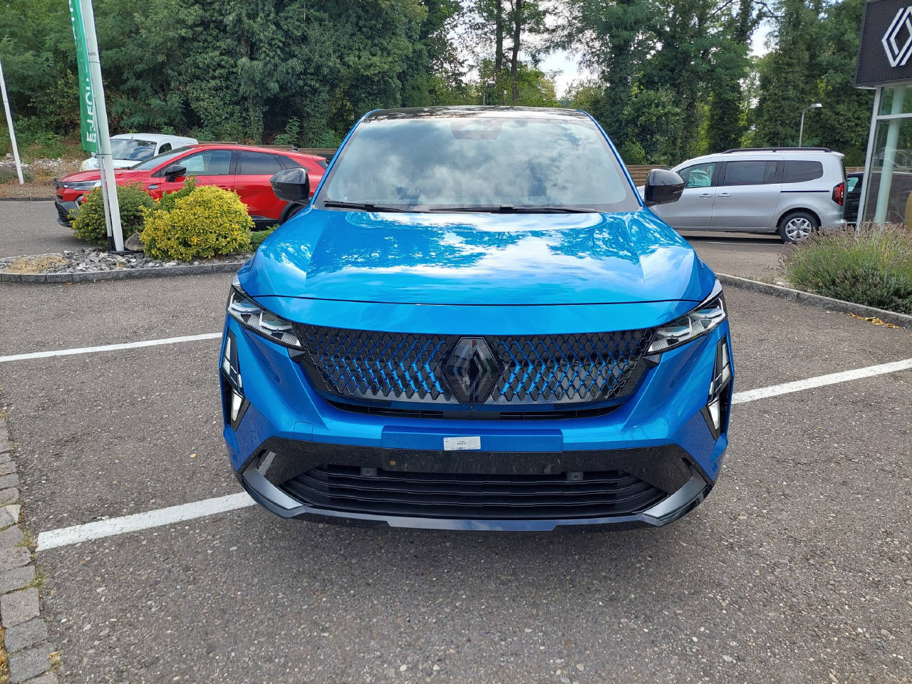 RENAULT Rafale E-Tech Plug-in Atelier Alpine 300PS 4x4-image-1