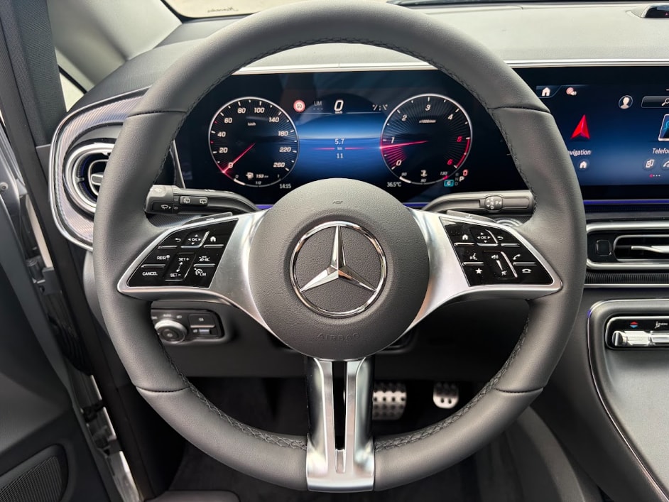 MERCEDES-BENZ V 250 d Style Lang TREND II 4MATIC-image-18