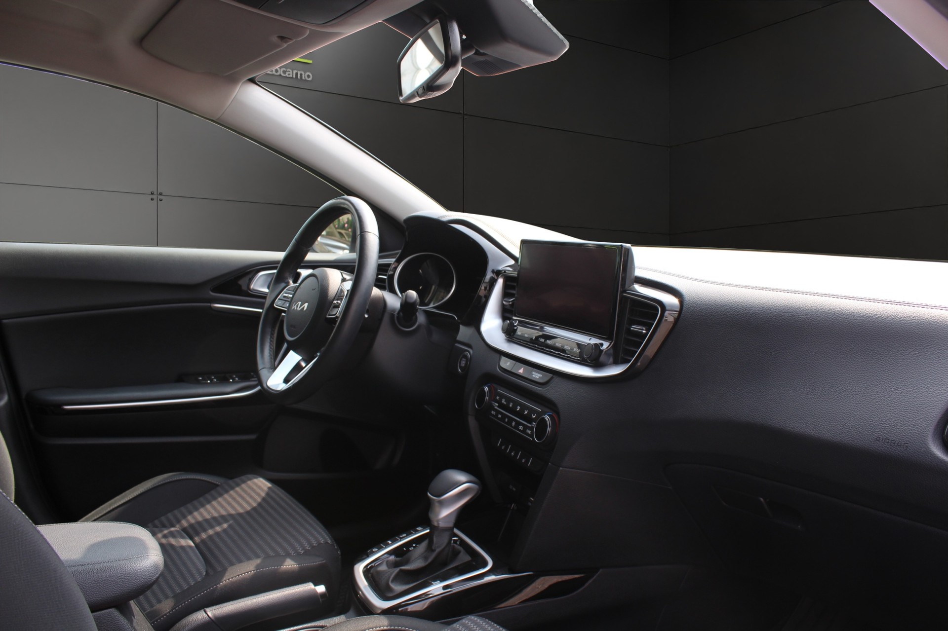 KIA Ceed 1.5 T-GDi MHEV Power-image-9