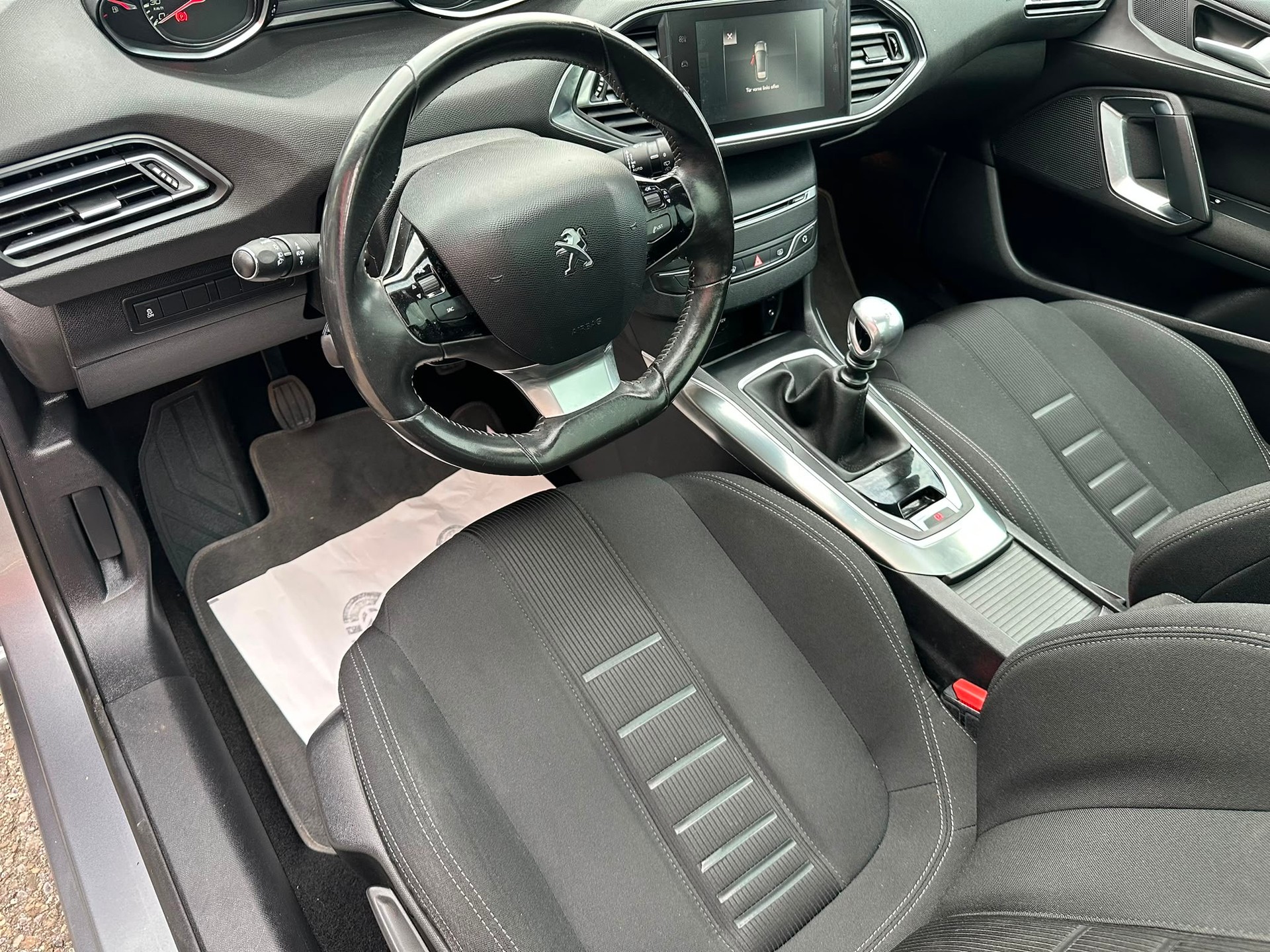 PEUGEOT 308 1.6 THP Allure-image-20