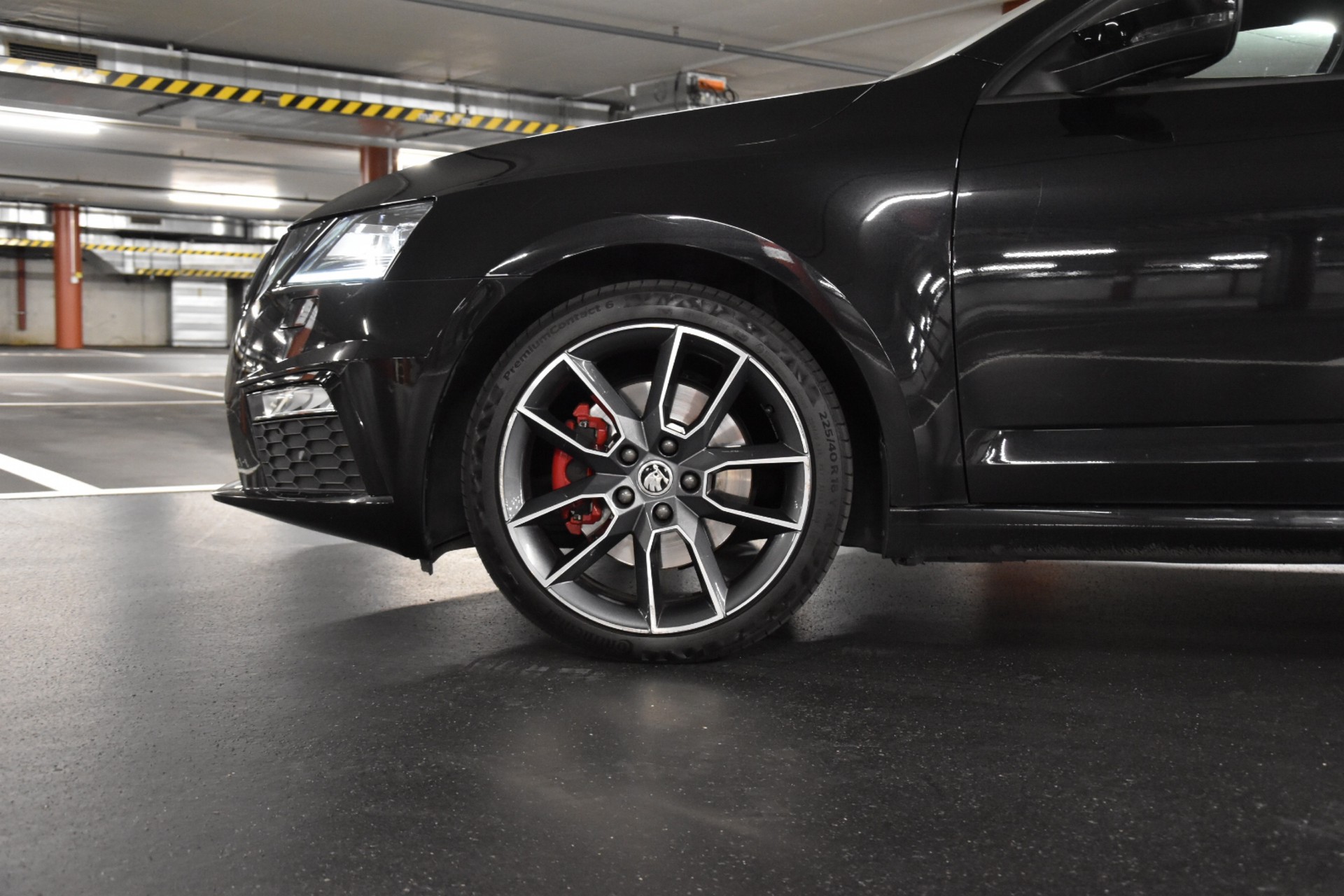 SKODA Octavia Combi 2.0 TDI RS 4x4 DSG-showroom-element-2
