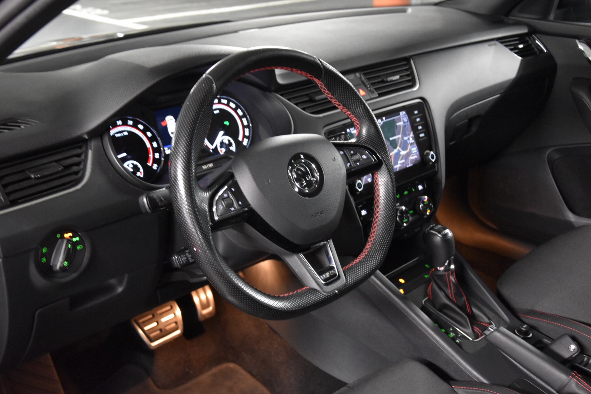 SKODA Octavia Combi 2.0 TDI RS 4x4 DSG-image-20