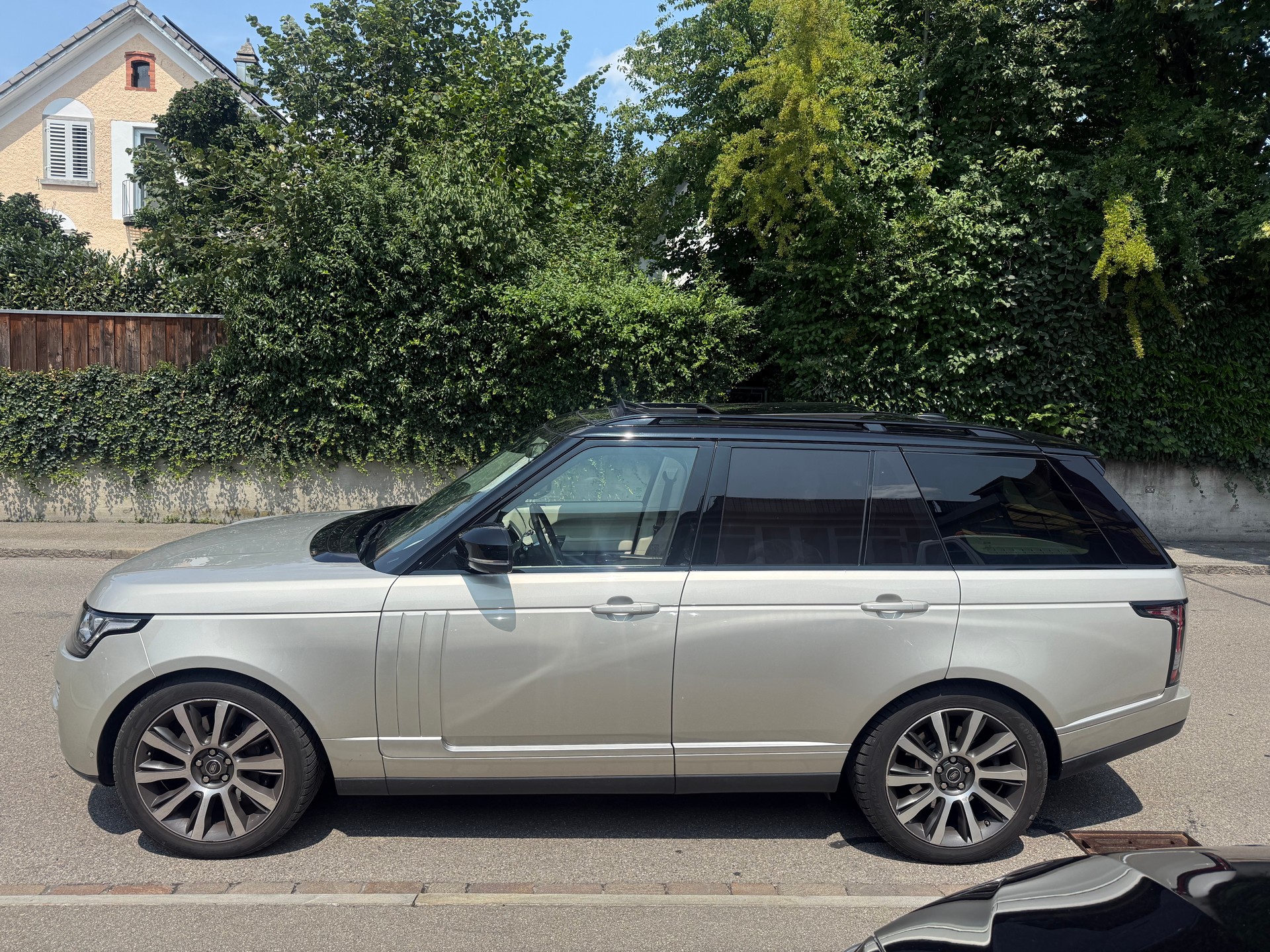 LAND ROVER Range Rover 3.0 TDV6 Vogue Automatic-image-5