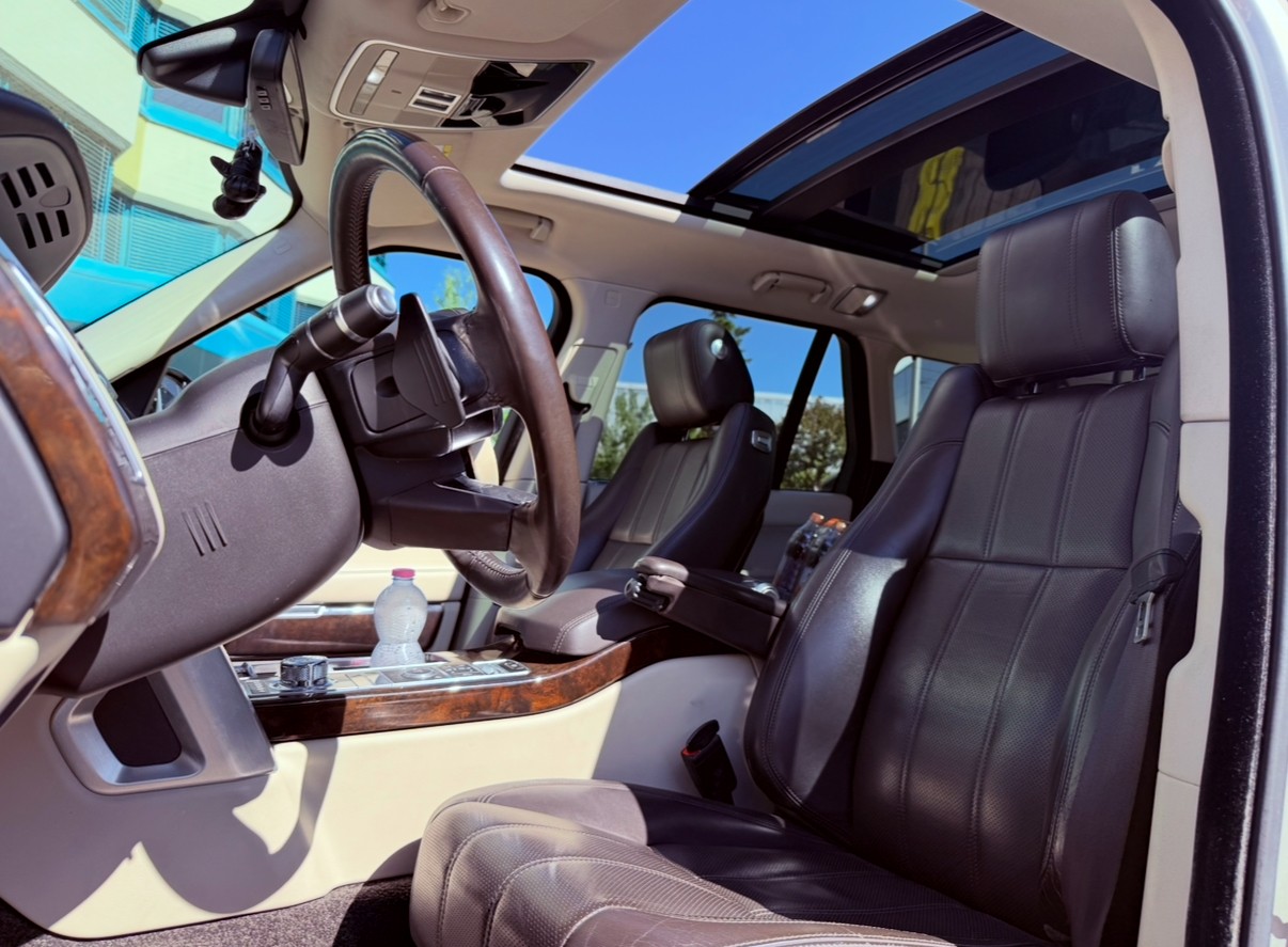 LAND ROVER Range Rover 3.0 TDV6 Vogue Automatic-image-7