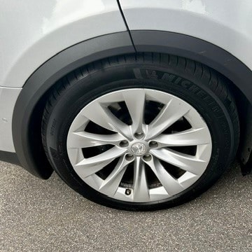 TESLA 100 D-image-5