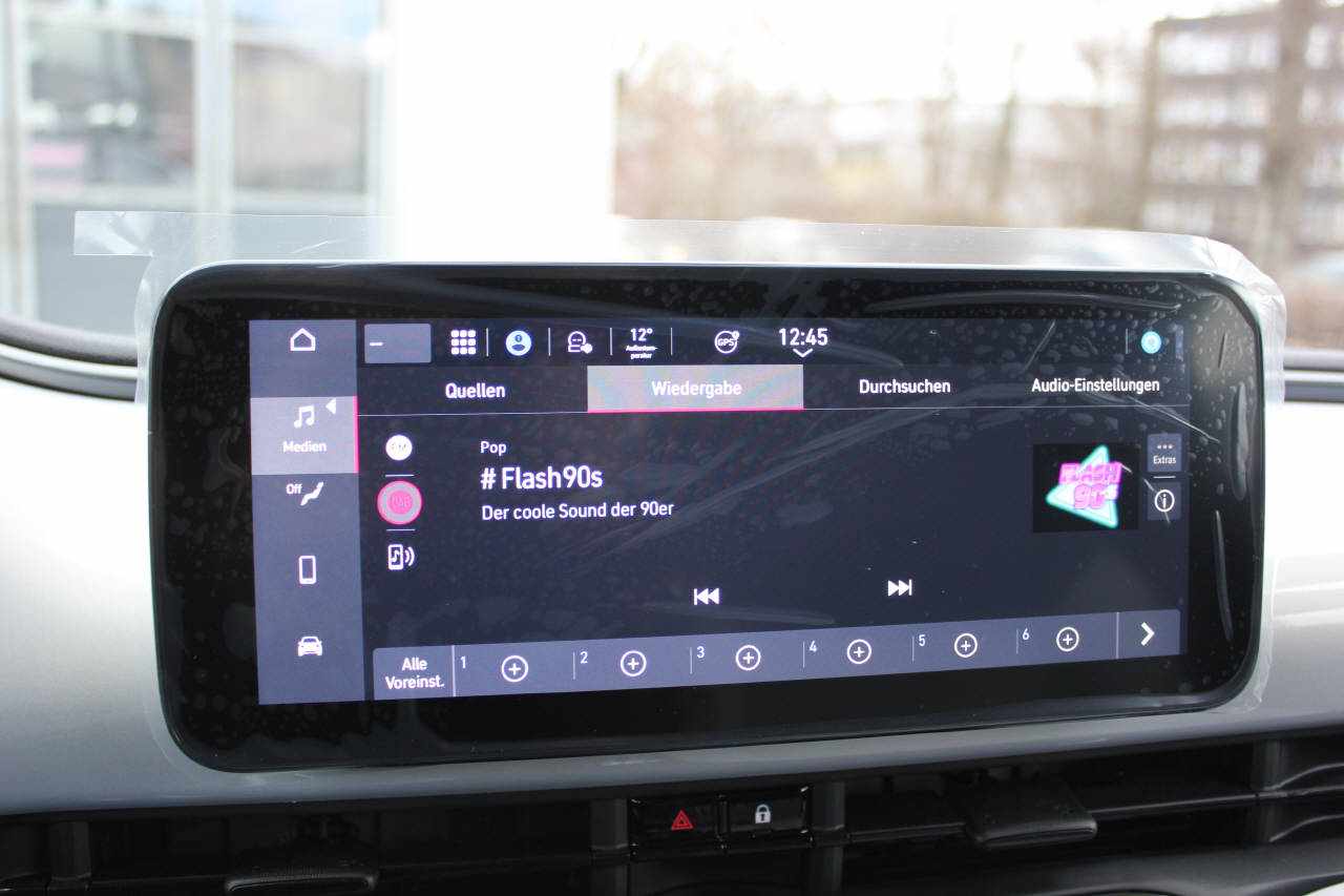 FIAT 500 Cabrio 1.0 Hybrid Dolcevita-image-10