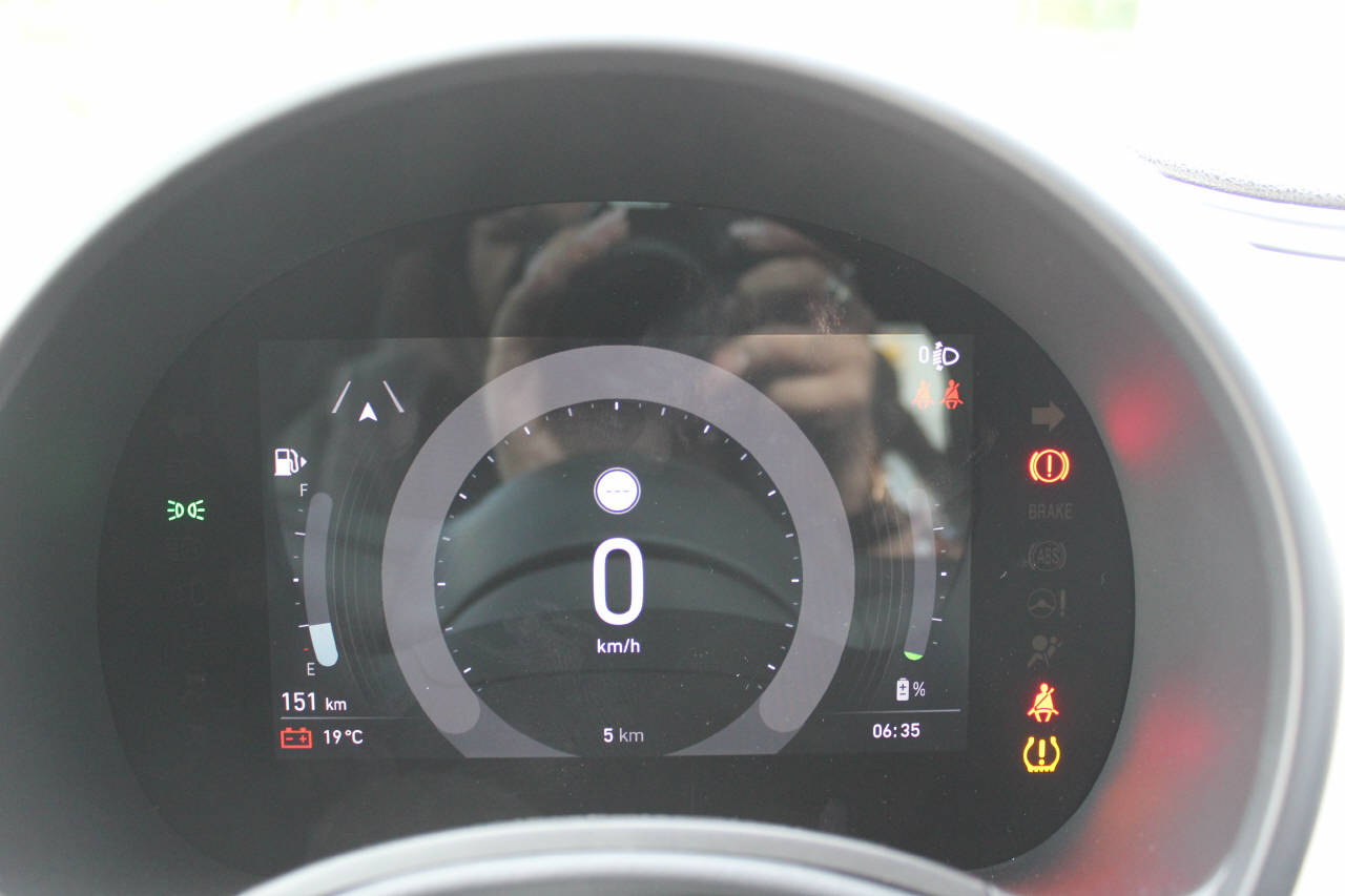 FIAT 500 Cabrio 1.0 Hybrid Dolcevita-image-6