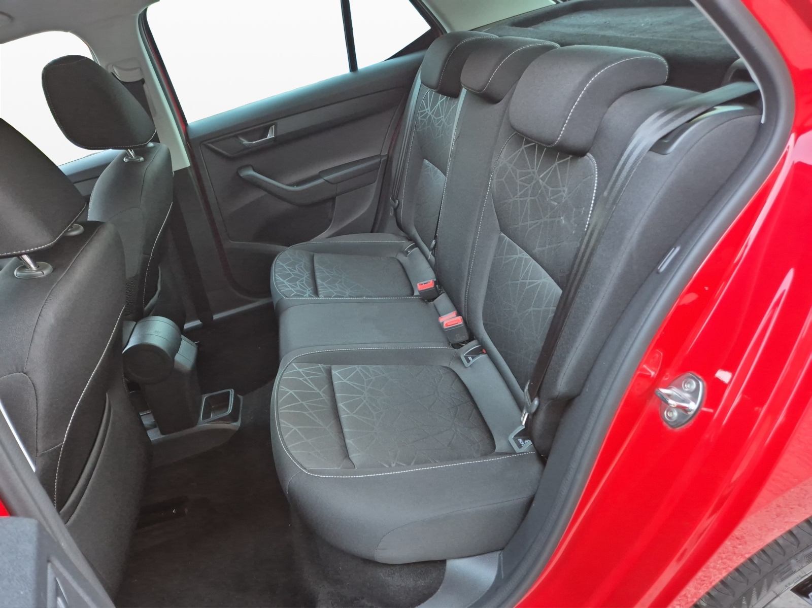SKODA Fabia 1.0 TSI Clever DSG-image-11