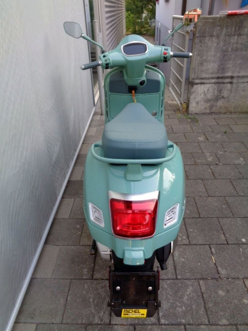 PIAGGIO VESPA GTS 310 80TH E5-image-4