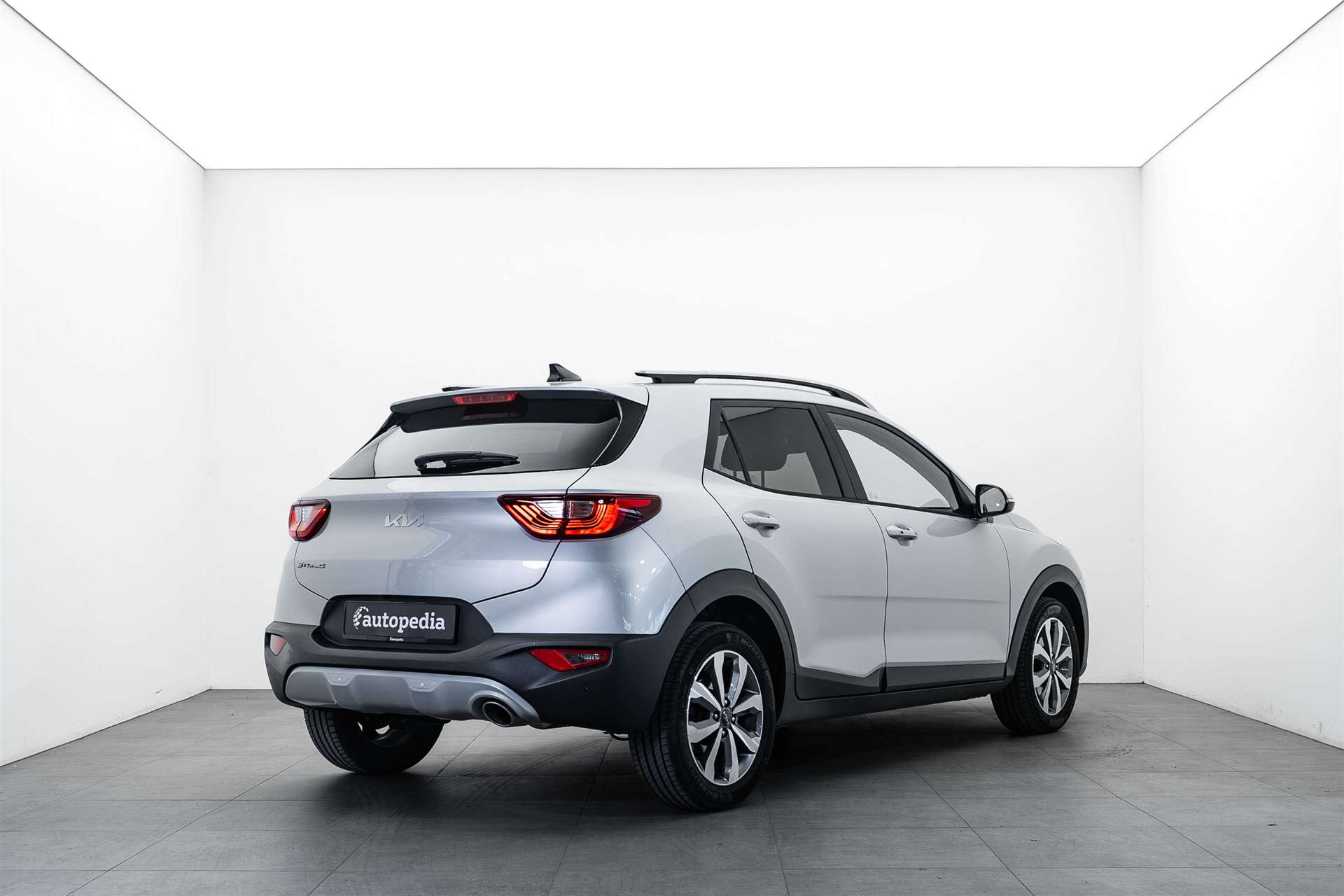KIA KIA Stonic MHEV-image-2
