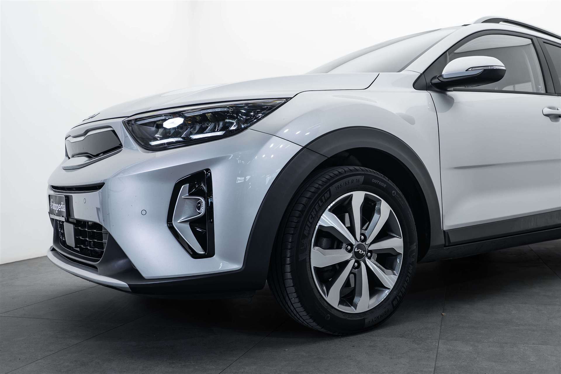 KIA KIA Stonic MHEV-image-1