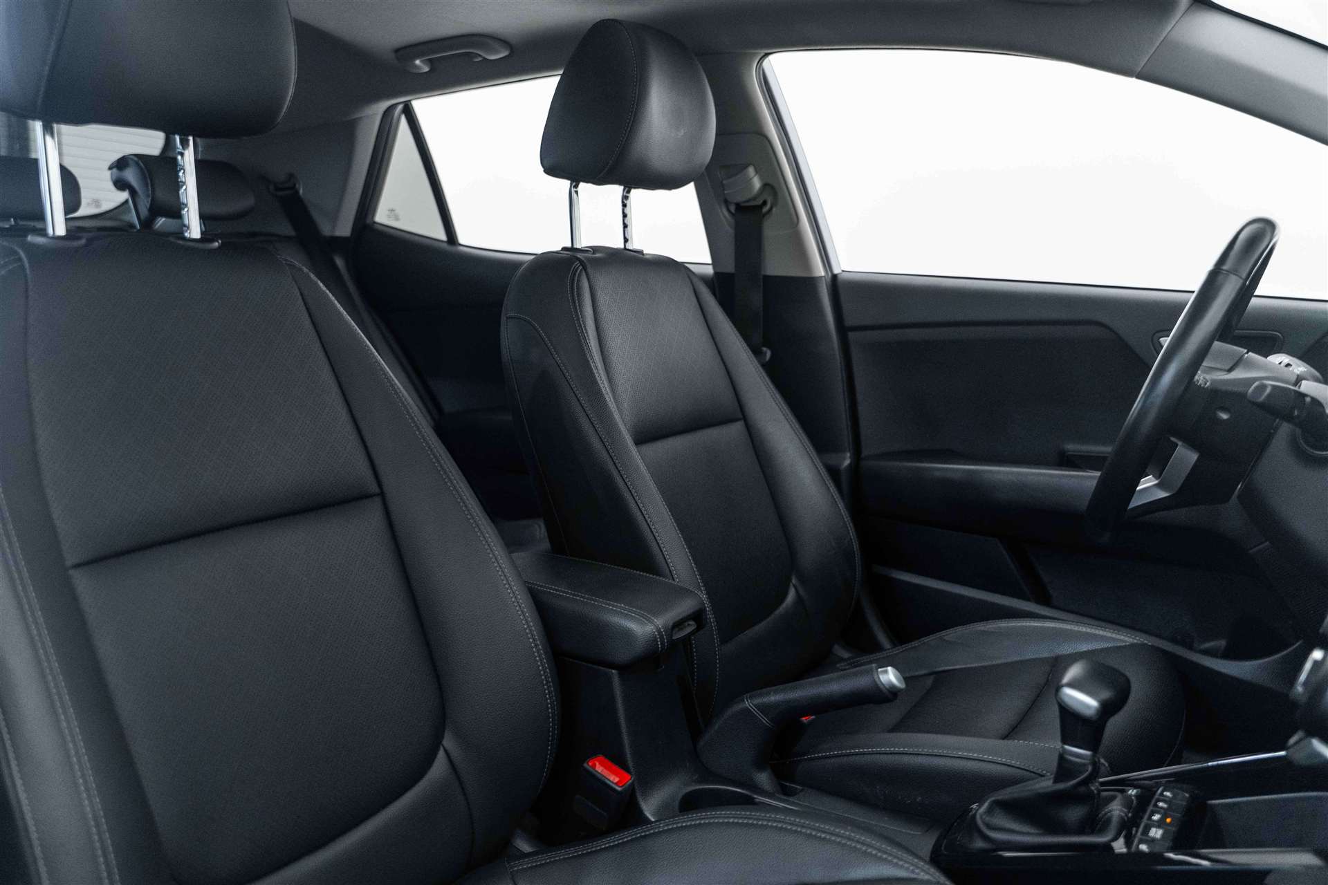 KIA KIA Stonic MHEV-image-10