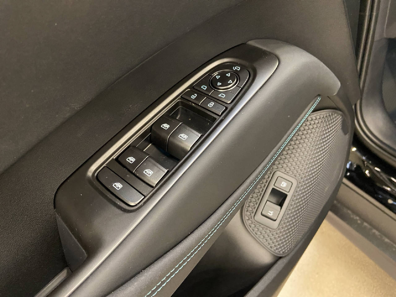 BYD Seal 6 DM-i Touring Comfort-image-9