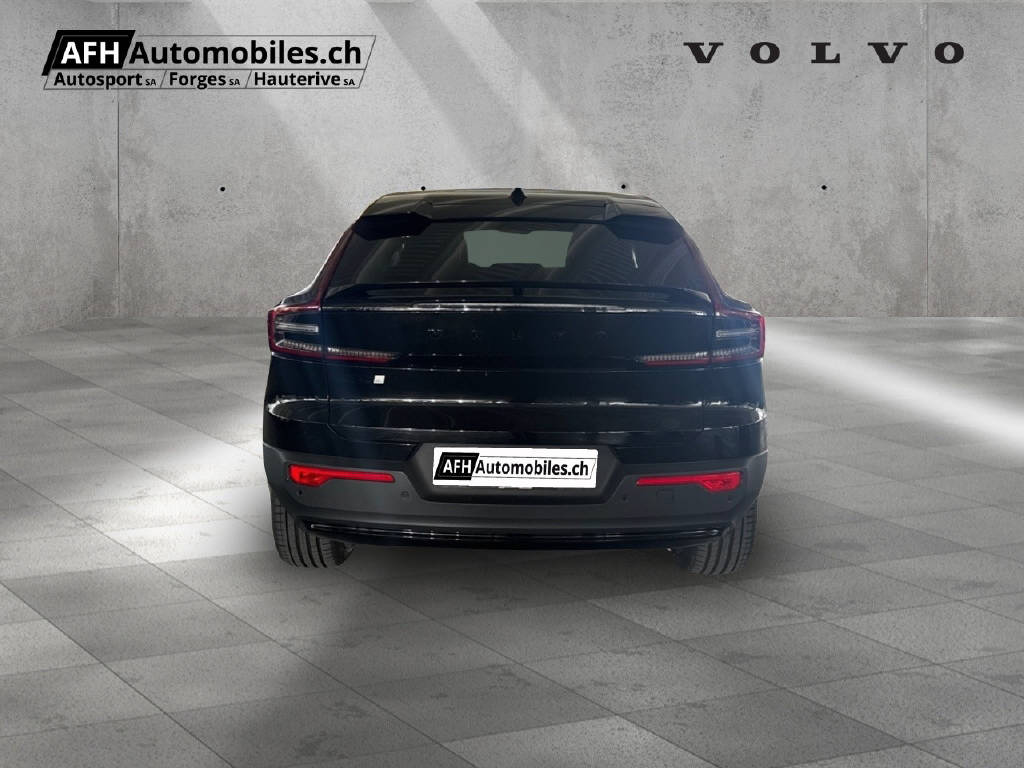 VOLVO EC40 Twin Performance Black Edition AWD-showroom-element-3
