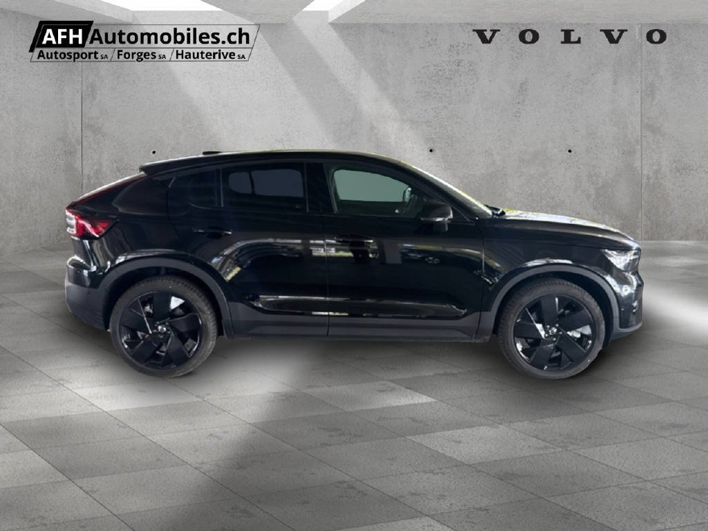VOLVO EC40 Twin Performance Black Edition AWD-image-5