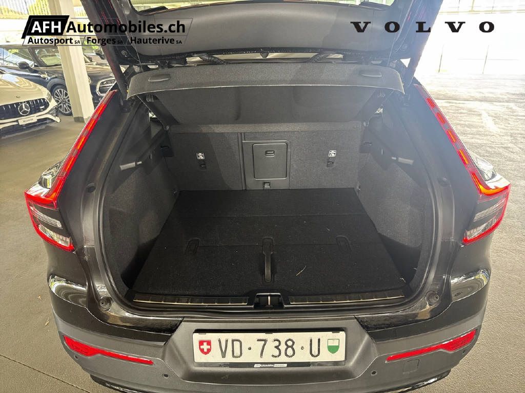 VOLVO EC40 Twin Performance Black Edition AWD-image-18