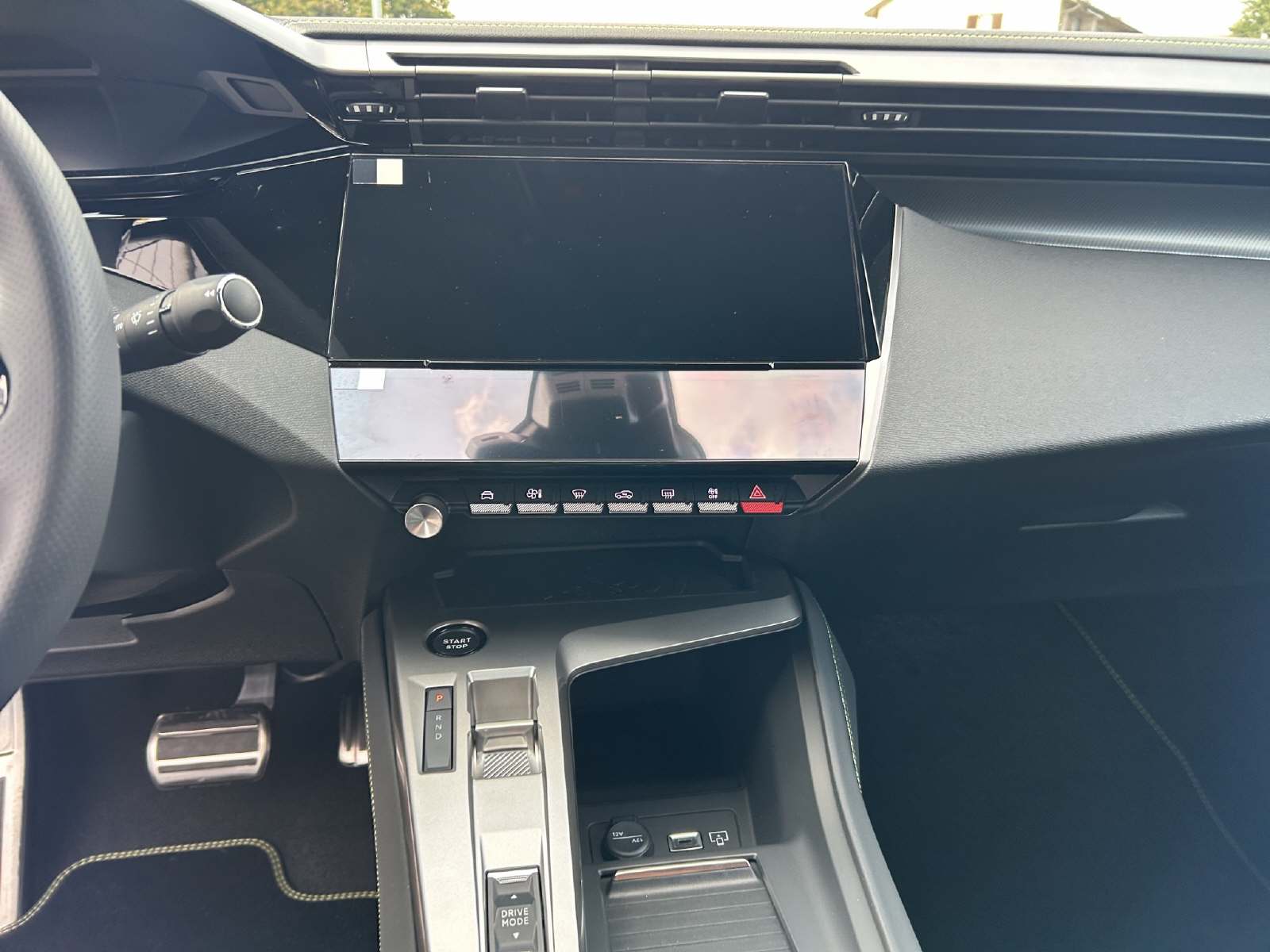 PEUGEOT 408 e-GT Exclusive-image-9