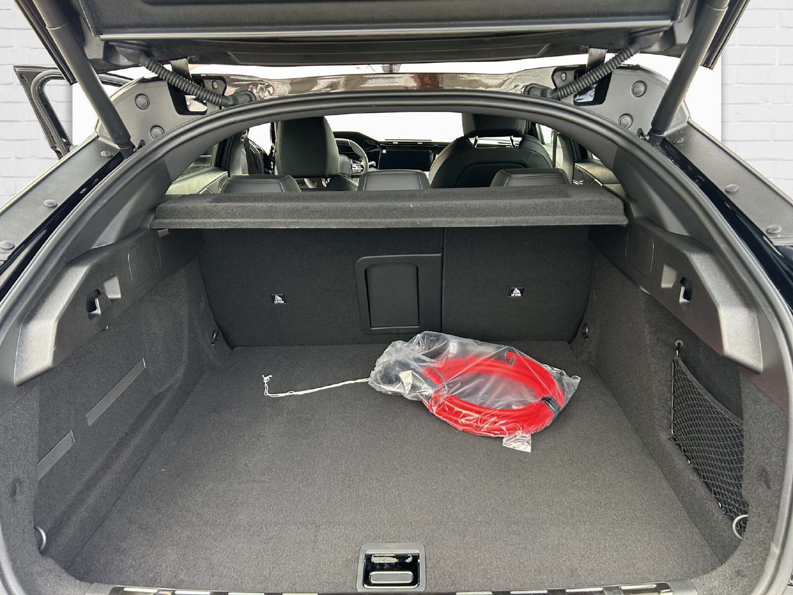 PEUGEOT 408 e-GT Exclusive-image-13