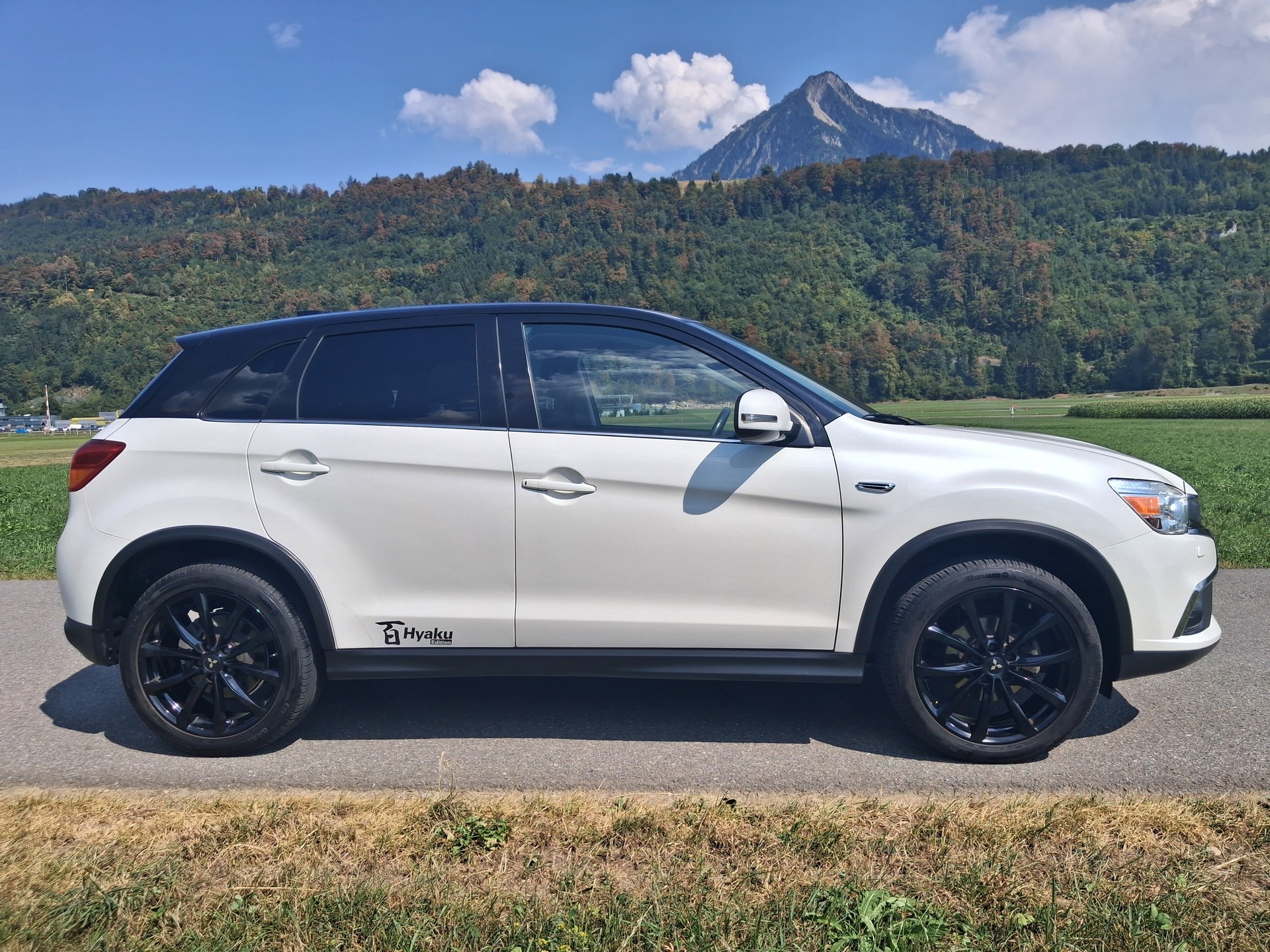 MITSUBISHI ASX 2.2 DID Style Hyaku Edition 4WD Automatic-image-1