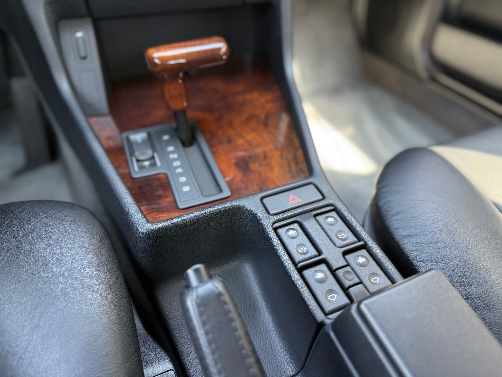 BMW 530i V8 A E39-image-18