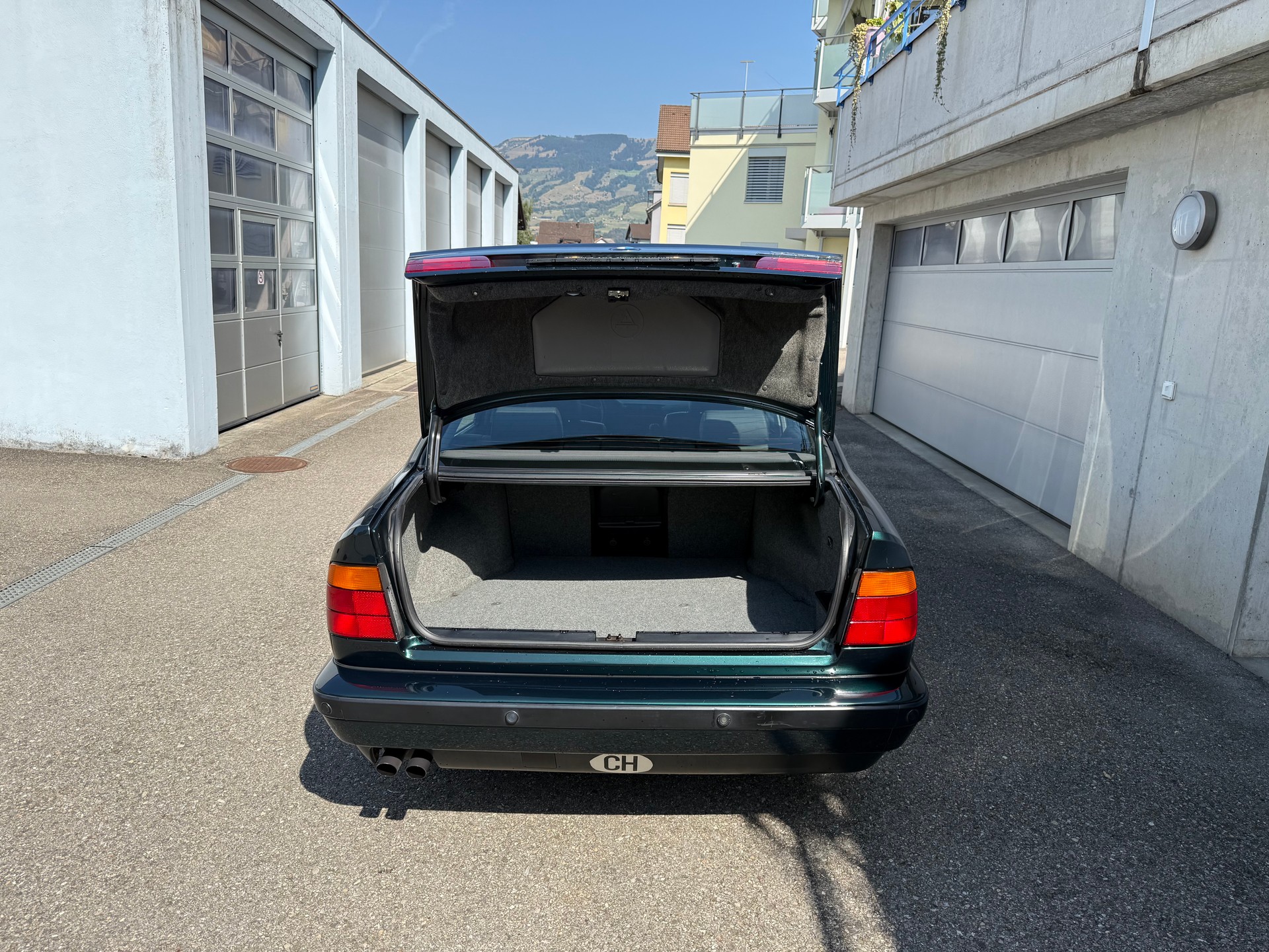 BMW 530i V8 A E39-image-23