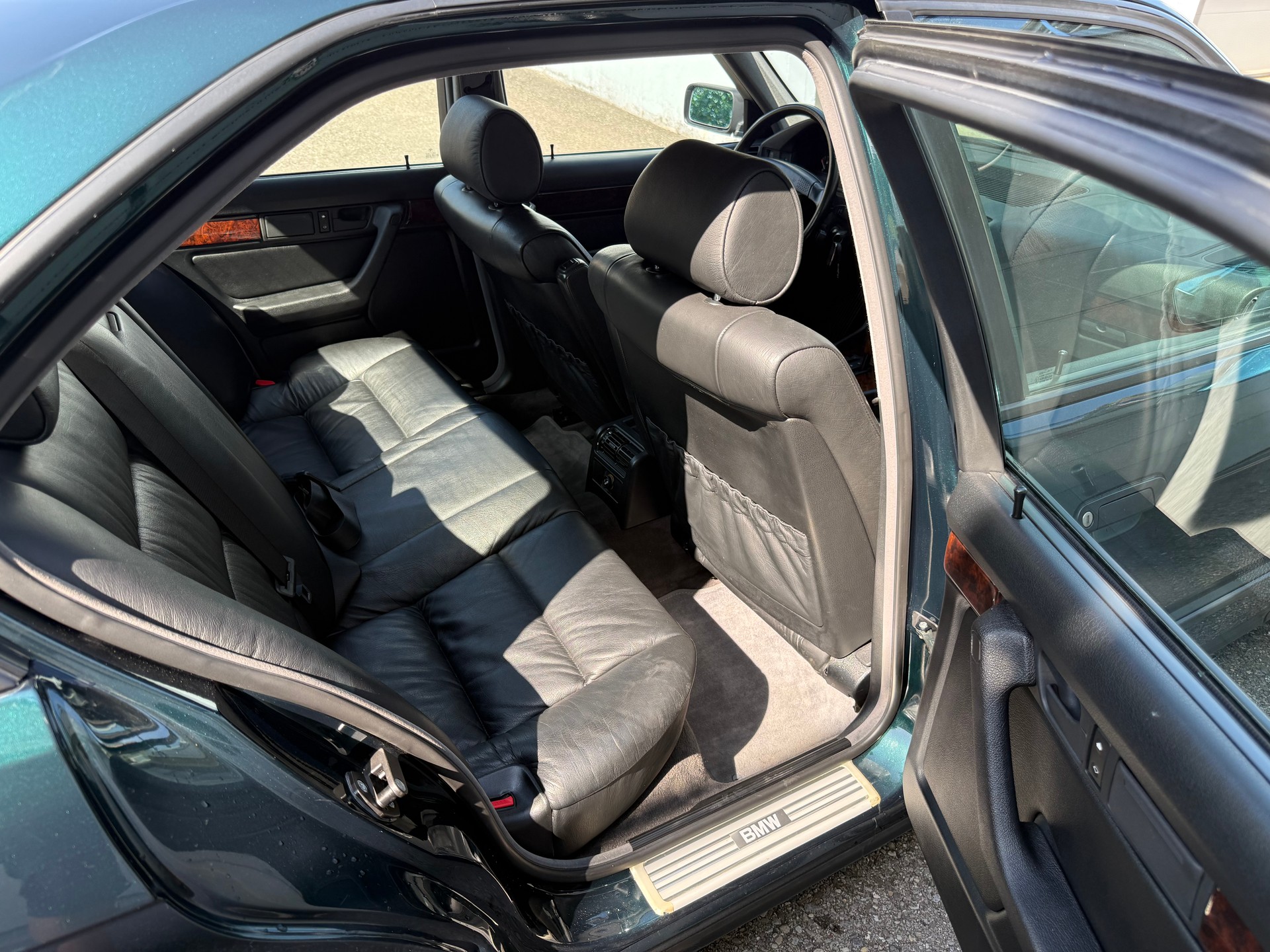 BMW 530i V8 A E39-image-22