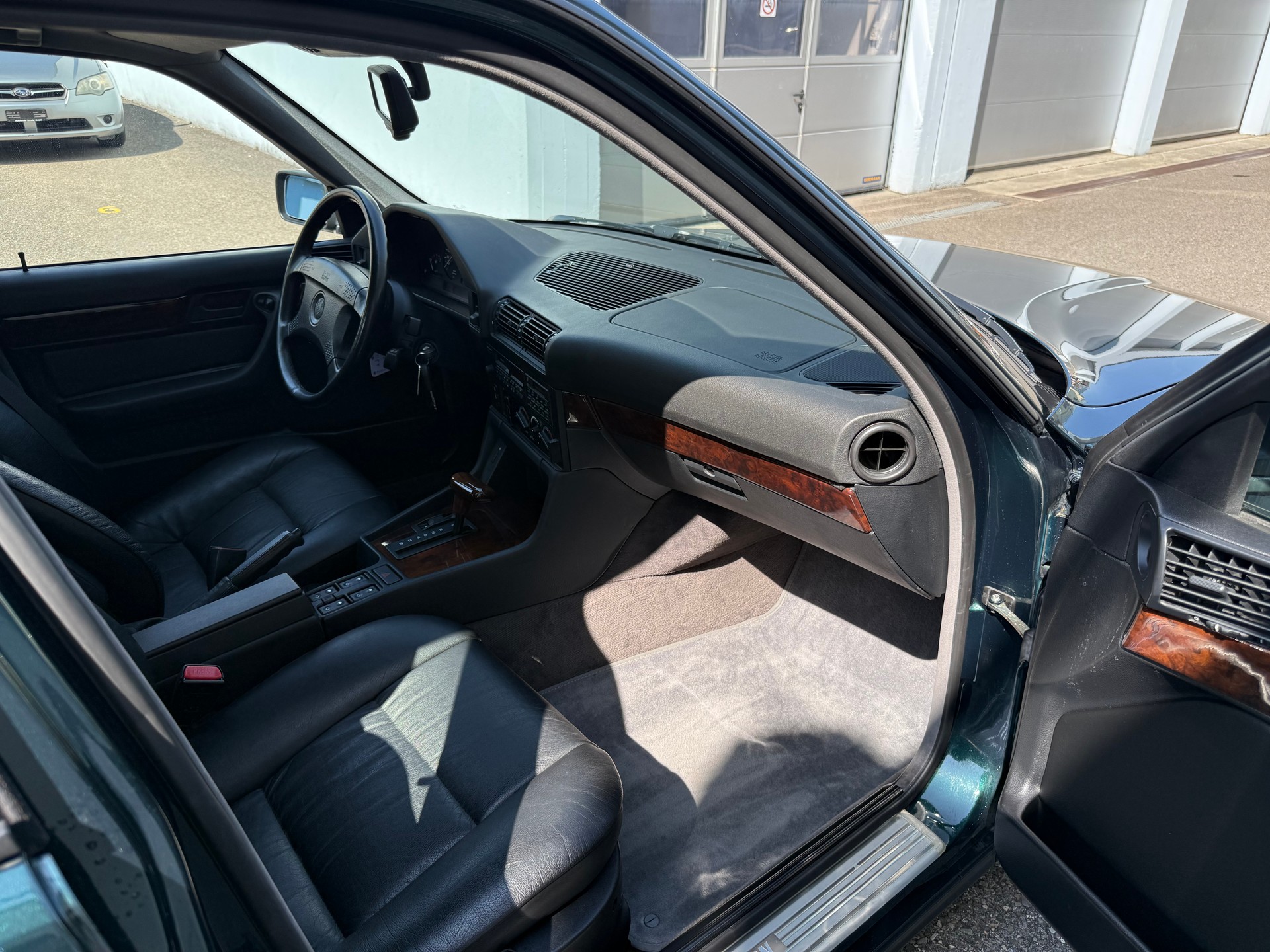 BMW 530i V8 A E39-image-10