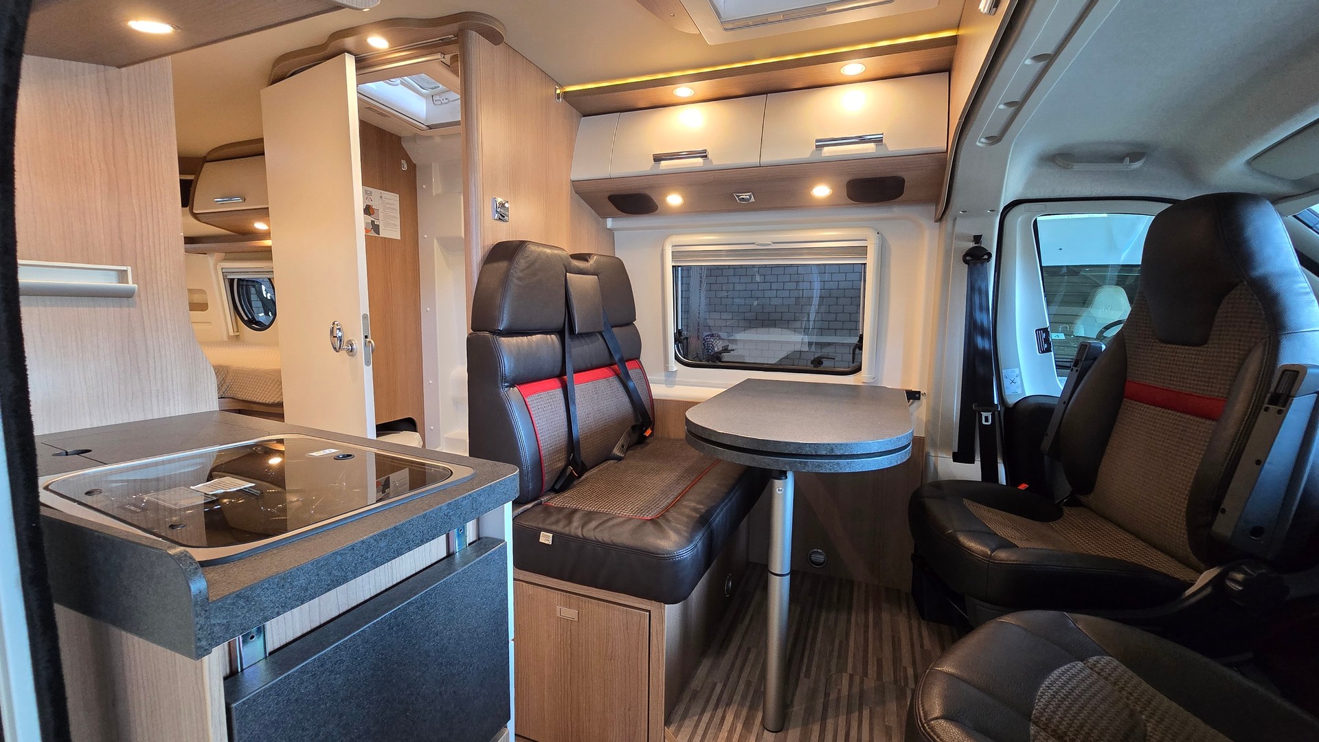 MALIBU Van 640 LE "by Carthago" / Fiat Ducato 2.3MJT 150PS-image-10