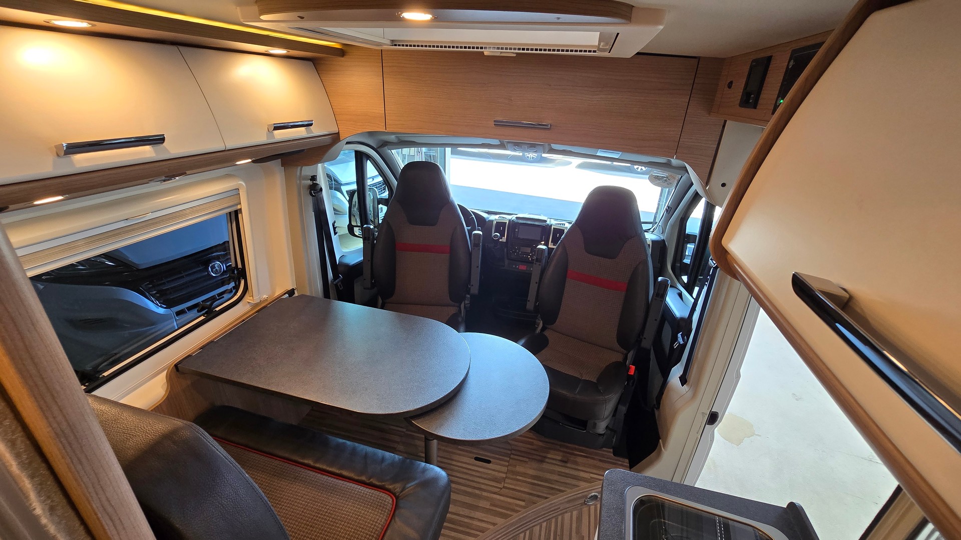 MALIBU Van 640 LE "by Carthago" / Fiat Ducato 2.3MJT 150PS-image-12