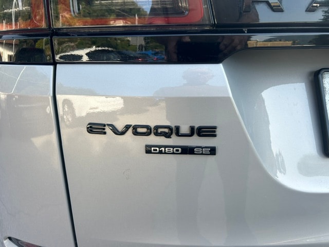 LAND ROVER Range Rover Evoque R-Dynamic D 180 SE AT9-image-13