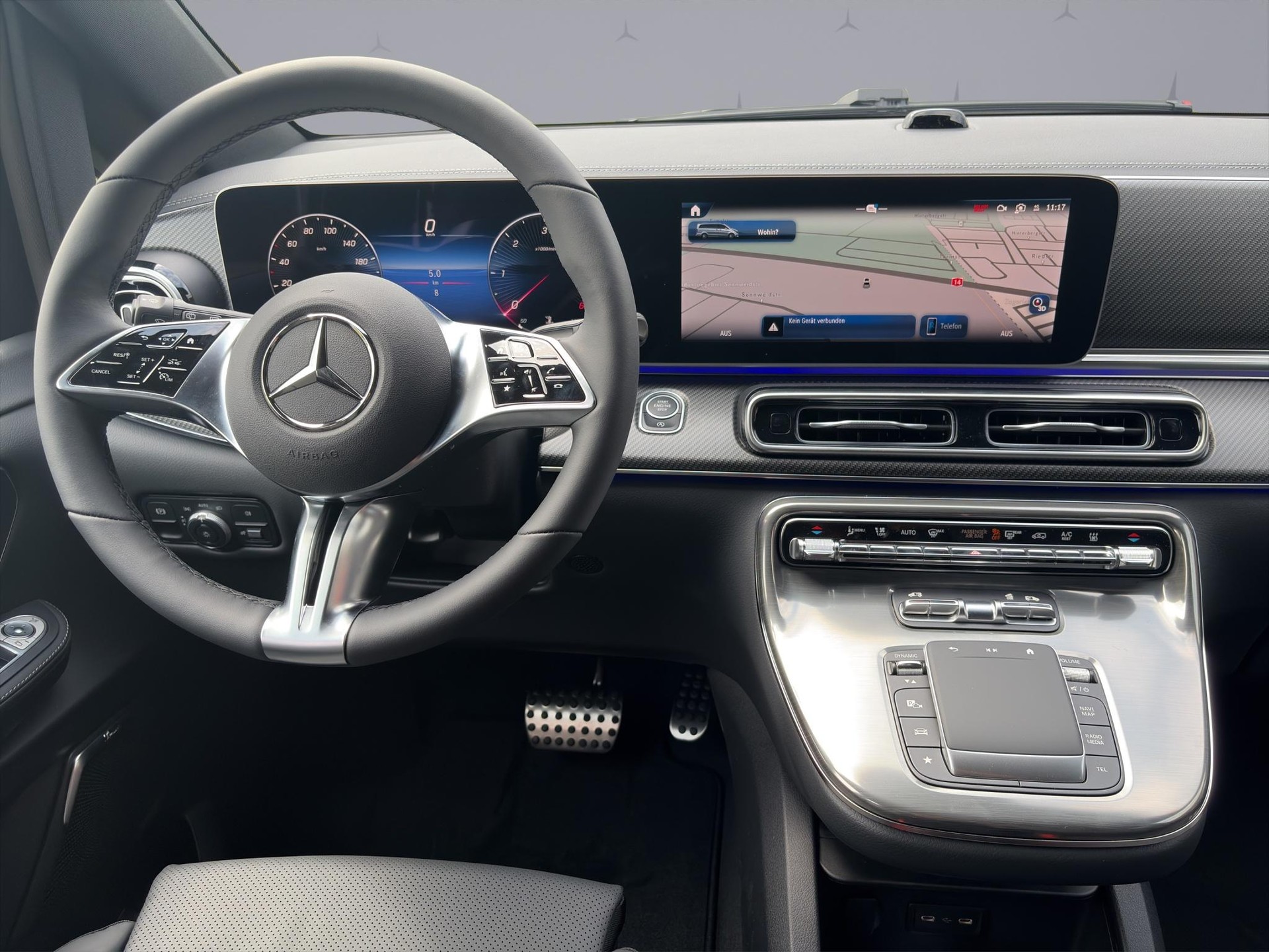 MERCEDES-BENZ V 300 d Swiss Ed. lang 4matic Van-image-13