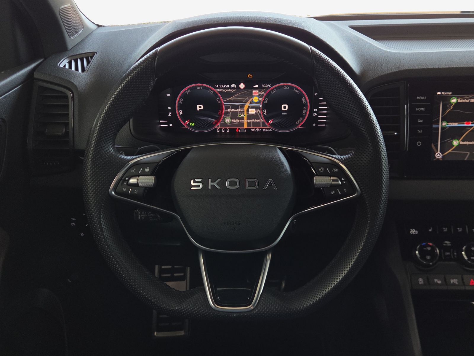 SKODA Karoq 2.0 TSI SportLine 4x4 DSG-image-9