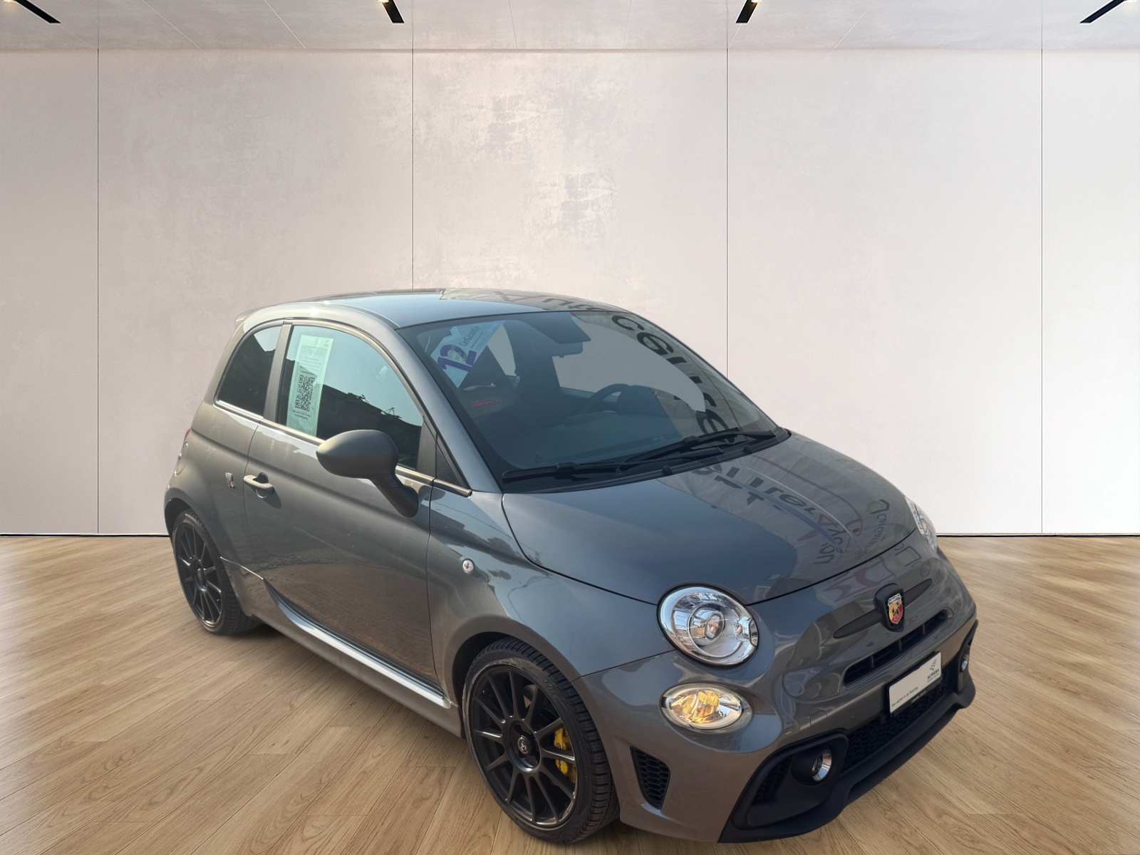 FIAT 695 1.4 16V Turbo Abarth 695 Competizione Dualogic-image-1