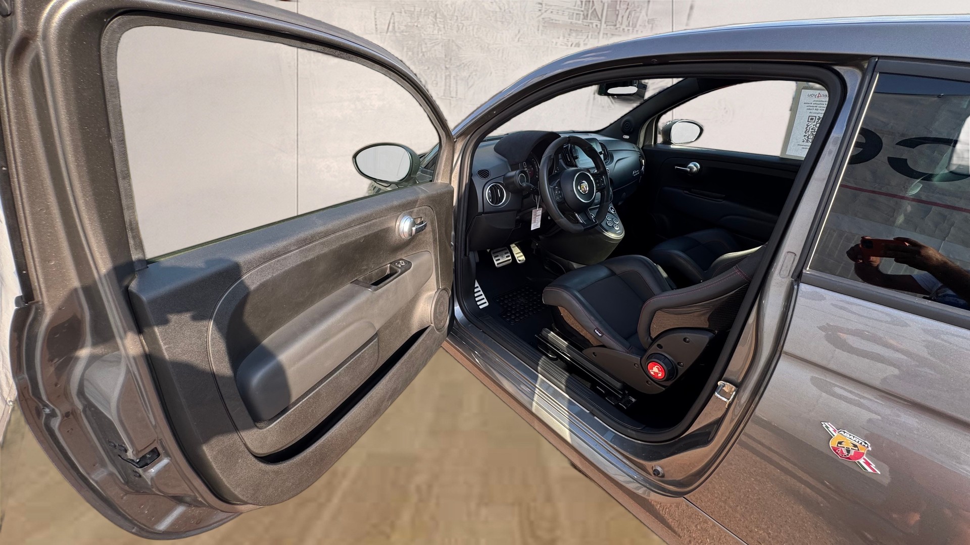 FIAT 695 1.4 16V Turbo Abarth 695 Competizione Dualogic-image-15