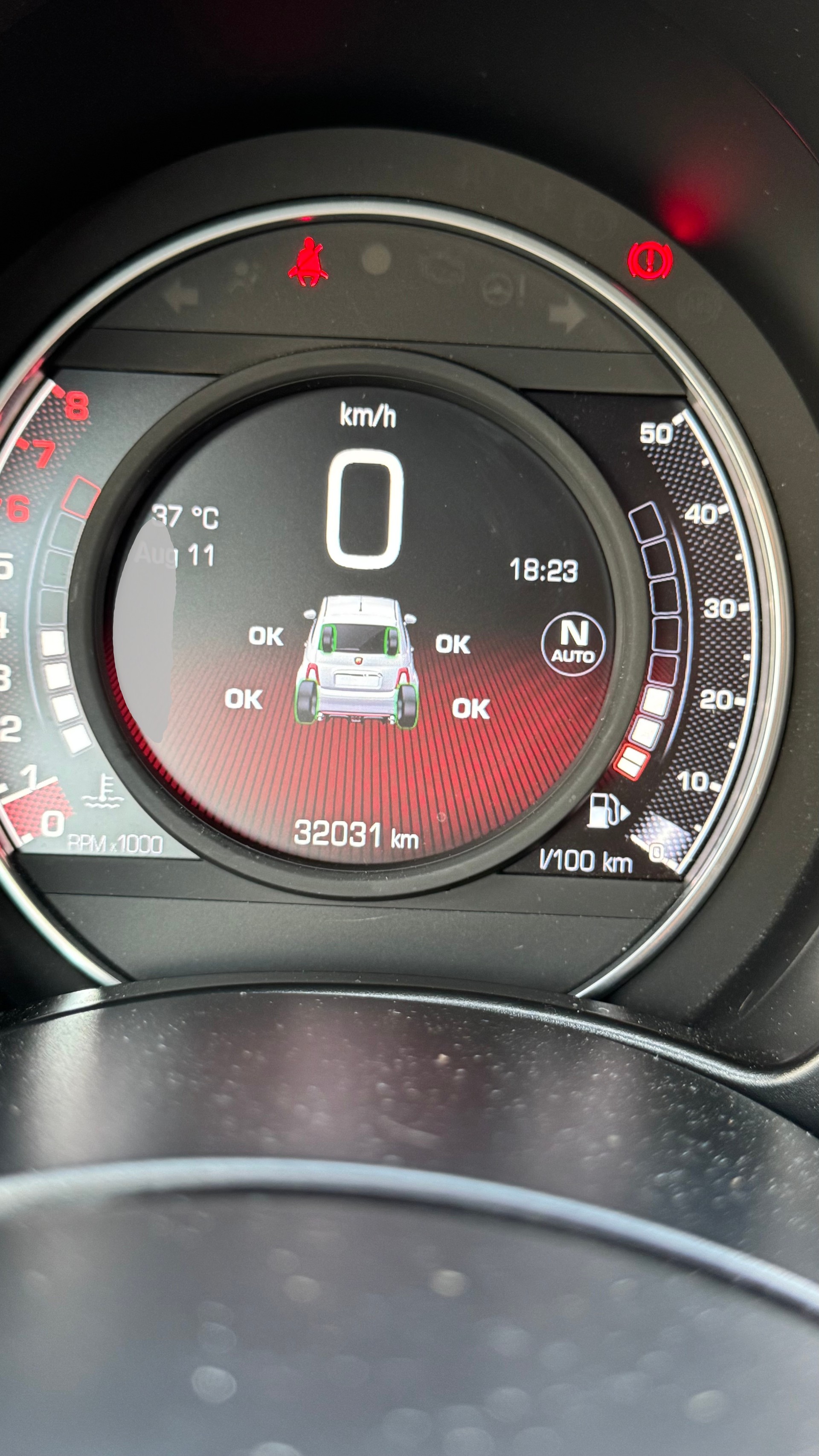 FIAT 695 1.4 16V Turbo Abarth 695 Competizione Dualogic-image-24